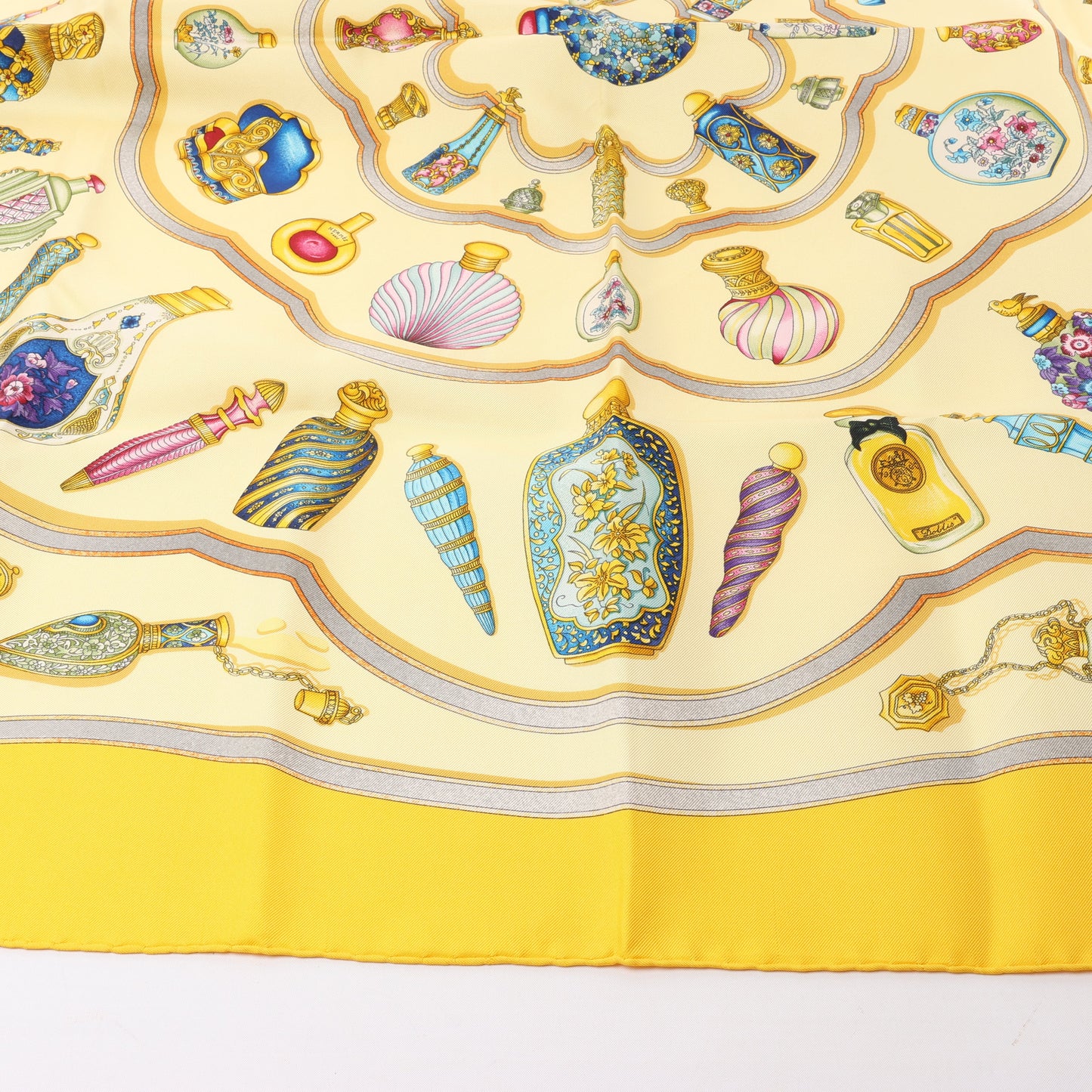 Hermès Carré 90 "Qu'importe le flacon" 100% Silk Scarf in Yellow