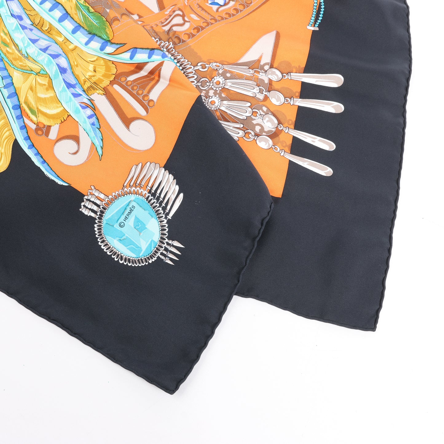 Hermès Carré 90 "Buddha Carnival" Seidentaschentuch in Schwarz