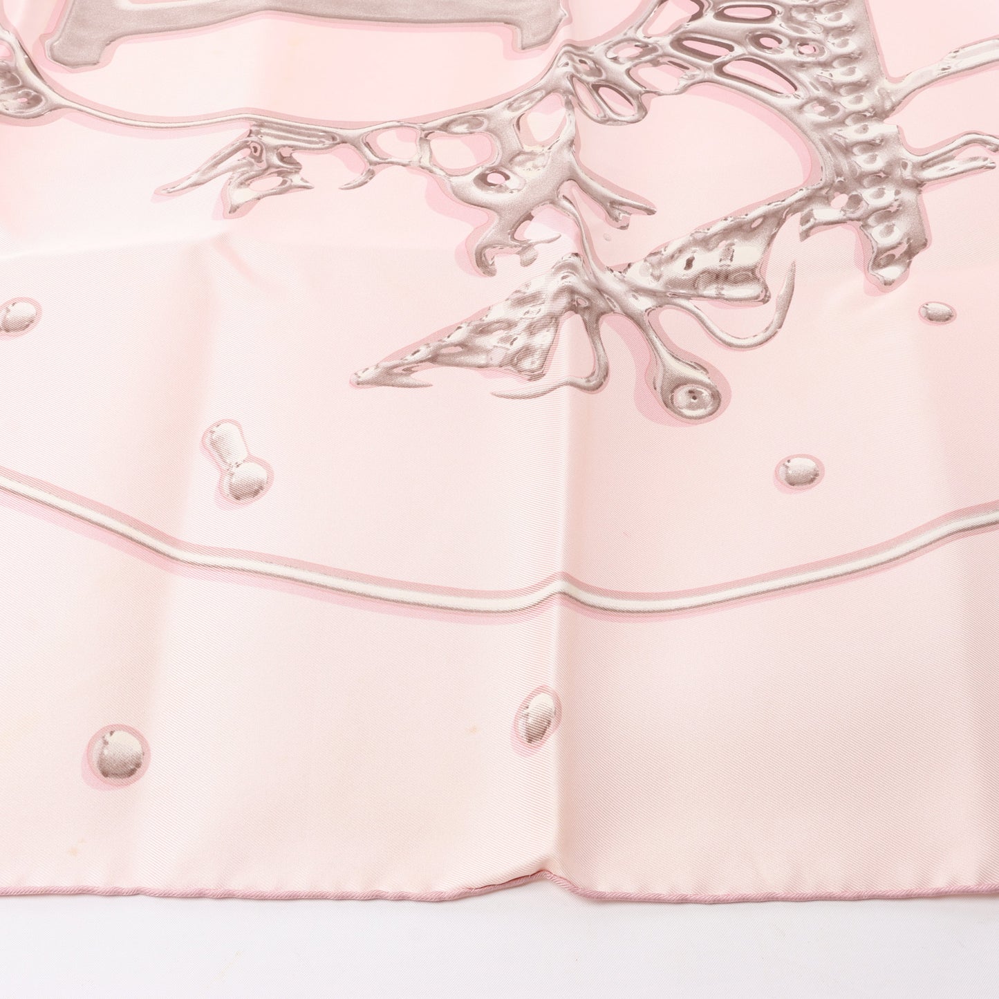 Hermès Carré 90 "VIF ARGENT" 100% Silk Scarf in Pink