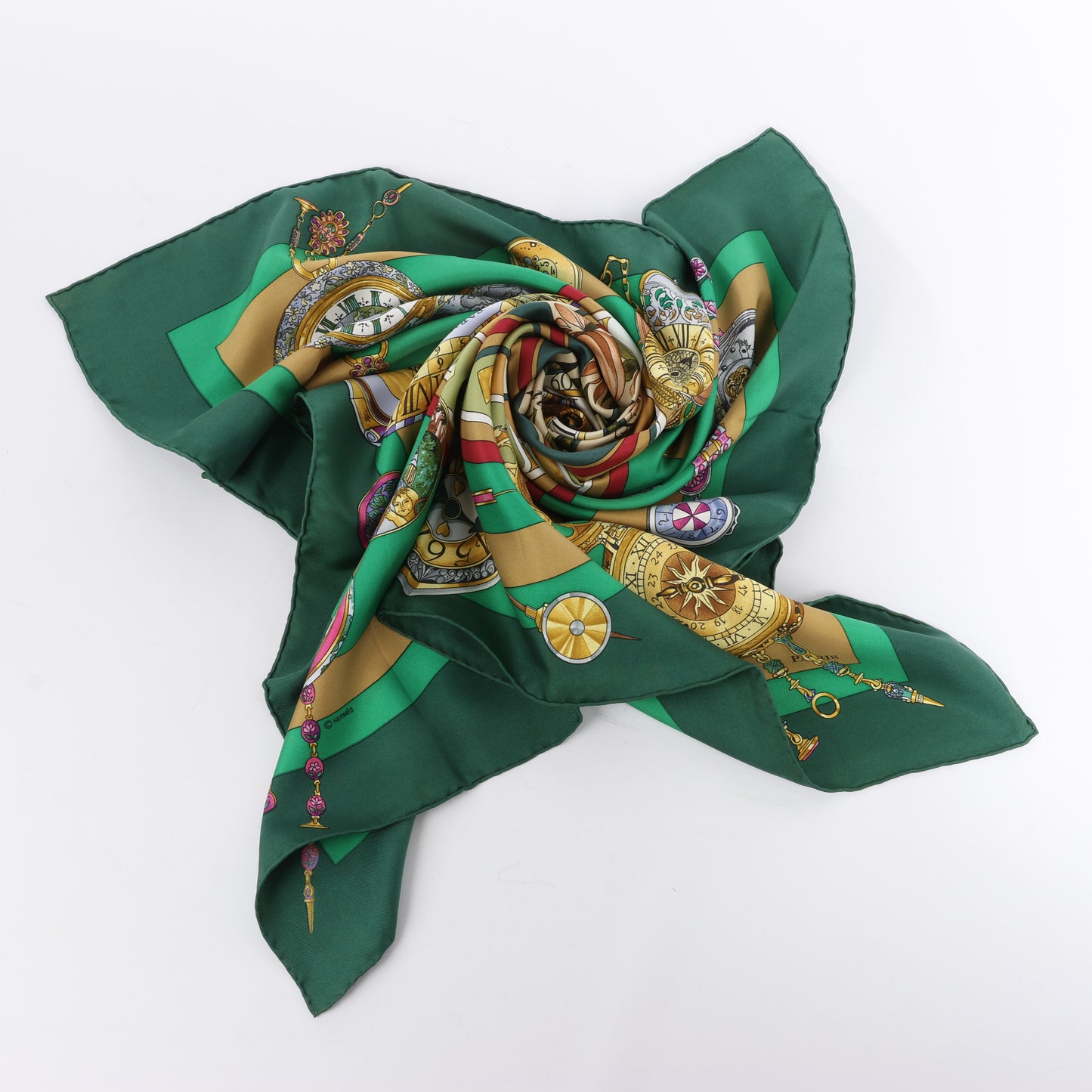 Hermès Carré 90 "La Ronde Des Heures" 100% Silk Scarf in Green