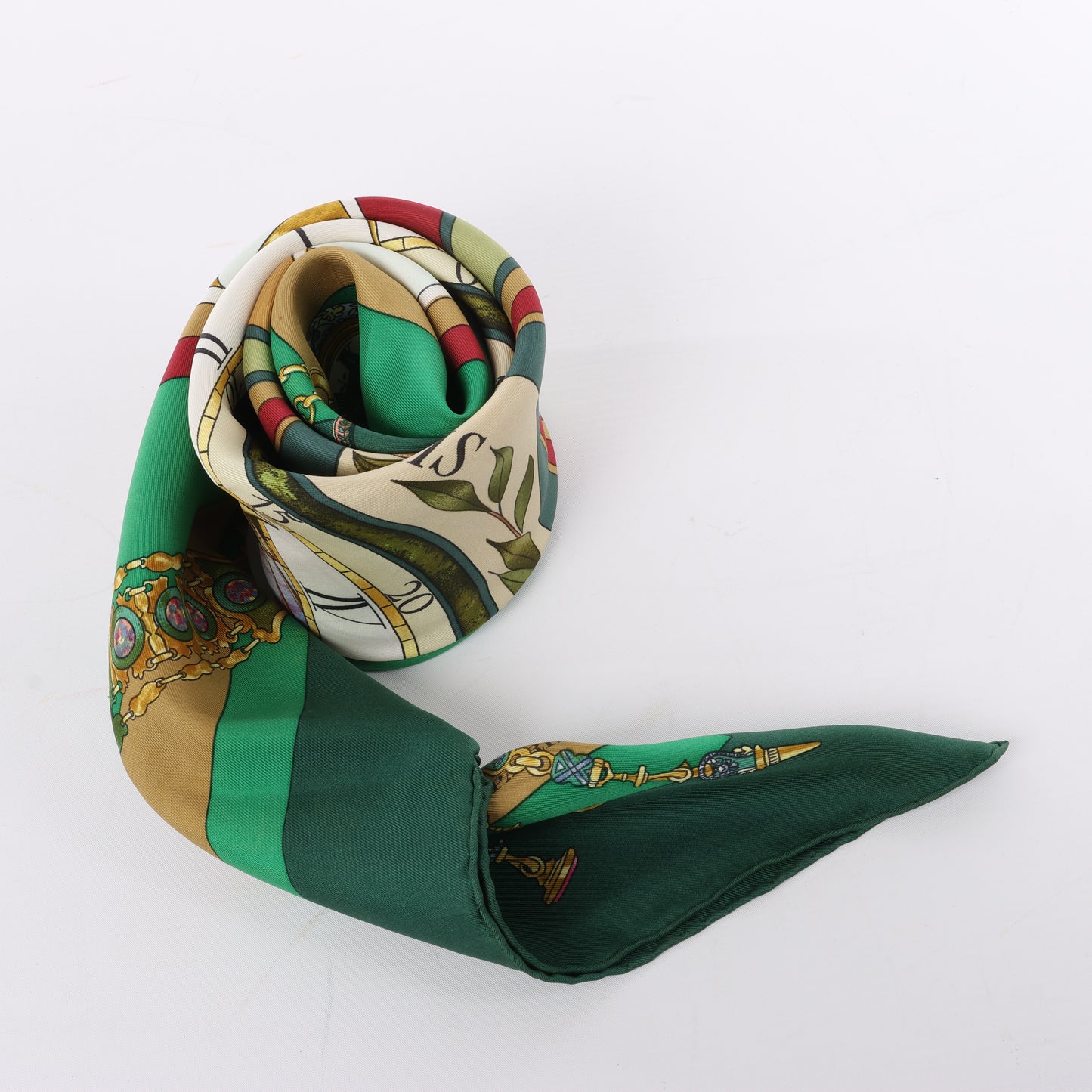 Hermès Carré 90 "La Ronde Des Heures" 100% Silk Scarf in Green