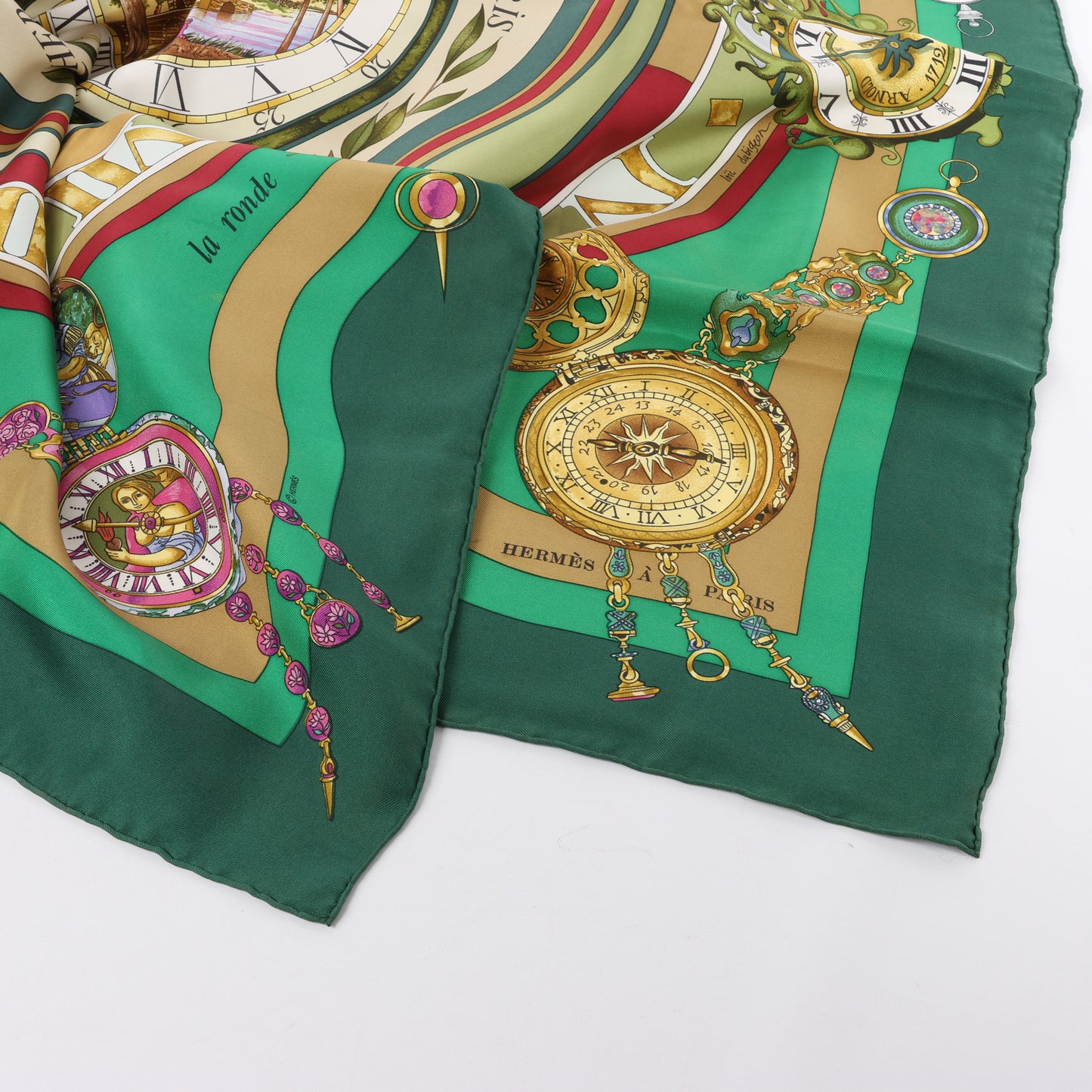 Hermès Carré 90 "La Ronde Des Heures" 100% Silk Scarf in Green