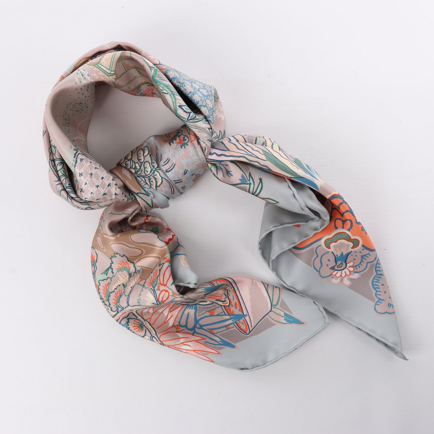 Hermès Carré 90 "Mille Feuilles de Soie" 100% Silk Scarf in Gray