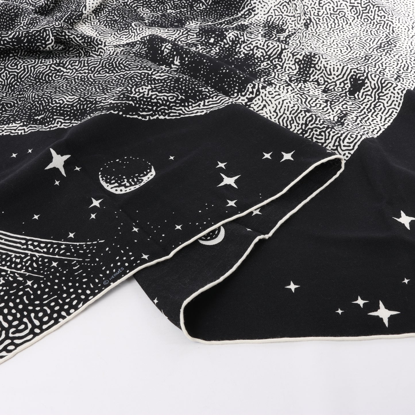 Hermès Carré 140 "CLAIR DE LUNE" 100% Silk Scarf in Black x White