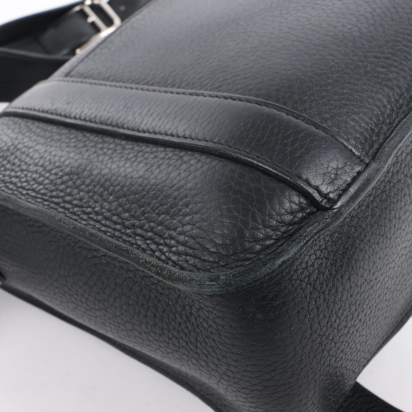 HERMES Steve Caporal 27 Taurillon Clemence in Schwarz und Silber Metallbeschläge Umhängetasche X: 2016