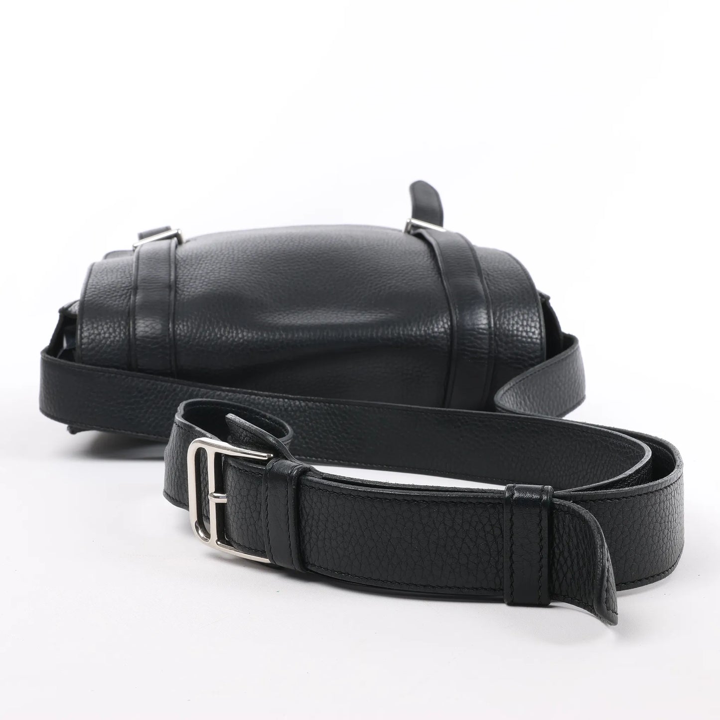 HERMES Steve Caporal 27 Taurillon Clemence in Schwarz und Silber Metallbeschläge Umhängetasche X: 2016