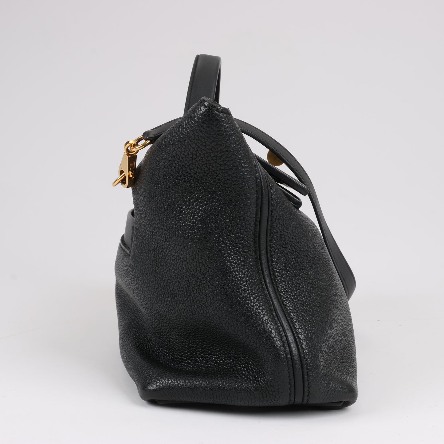 HERMES 24/24 29 Togo Lederhandtasche in Schwarz und Gold Metallbeschläge T: 2019