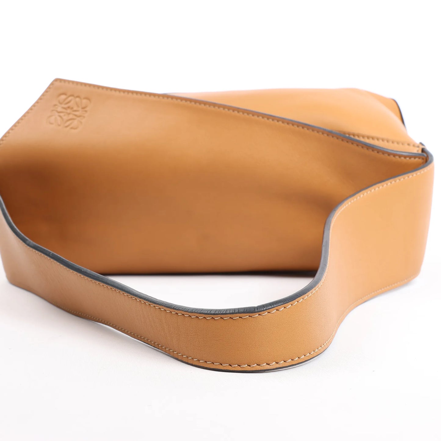LOEWE Puzzle Hobo Leather Shoulder bag in Brown