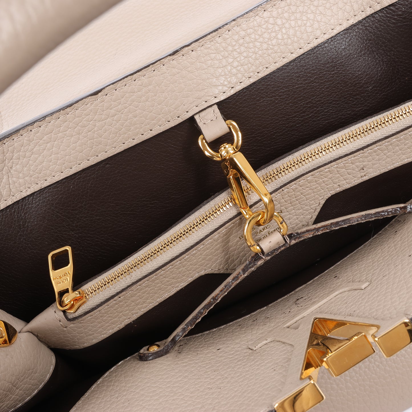 Louis Vuitton Parnassea Capucines MM Handtasche in Beige M94428