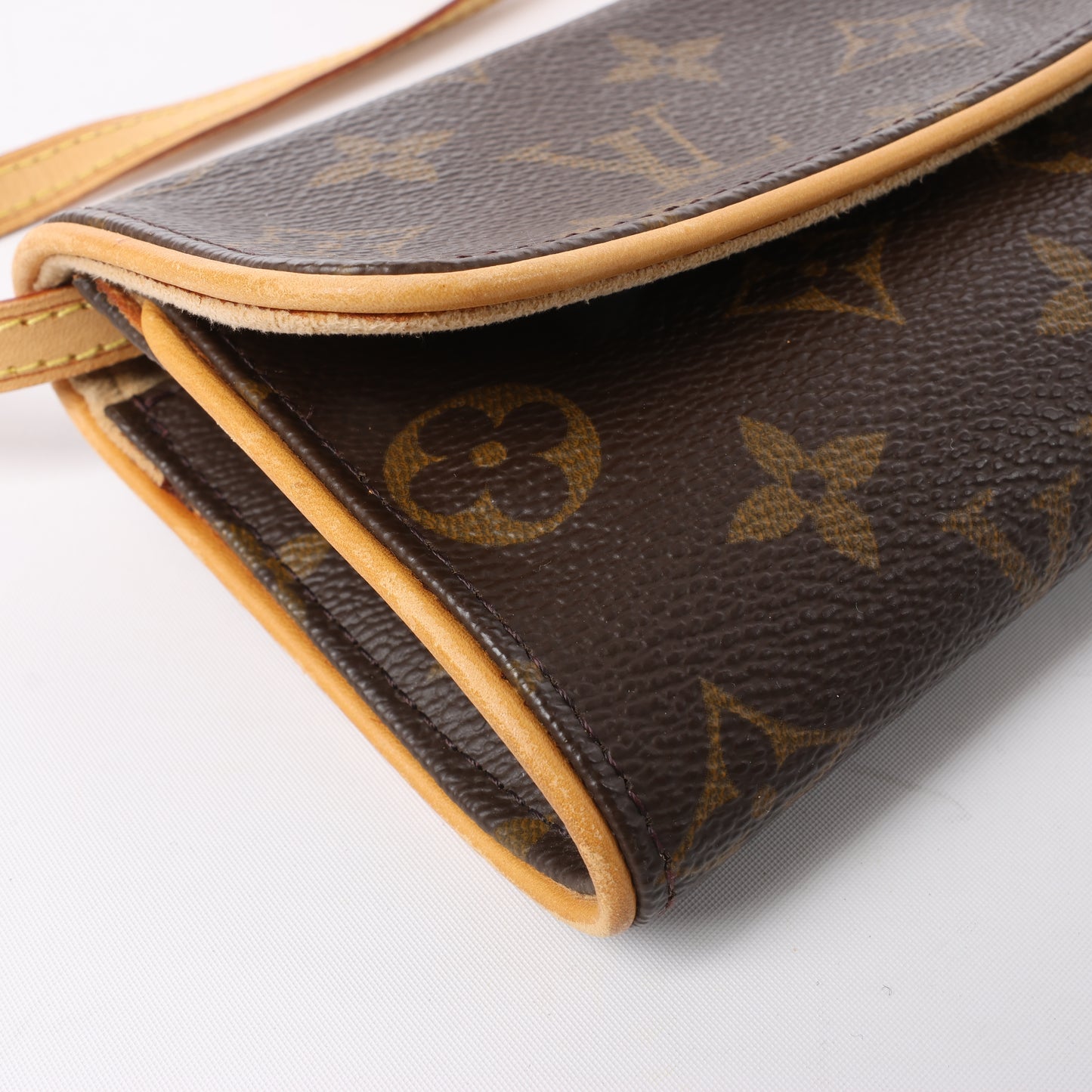 Louis Vuitton Monogram Canvas Pochette Twin PM Shoulder Bag M51854
