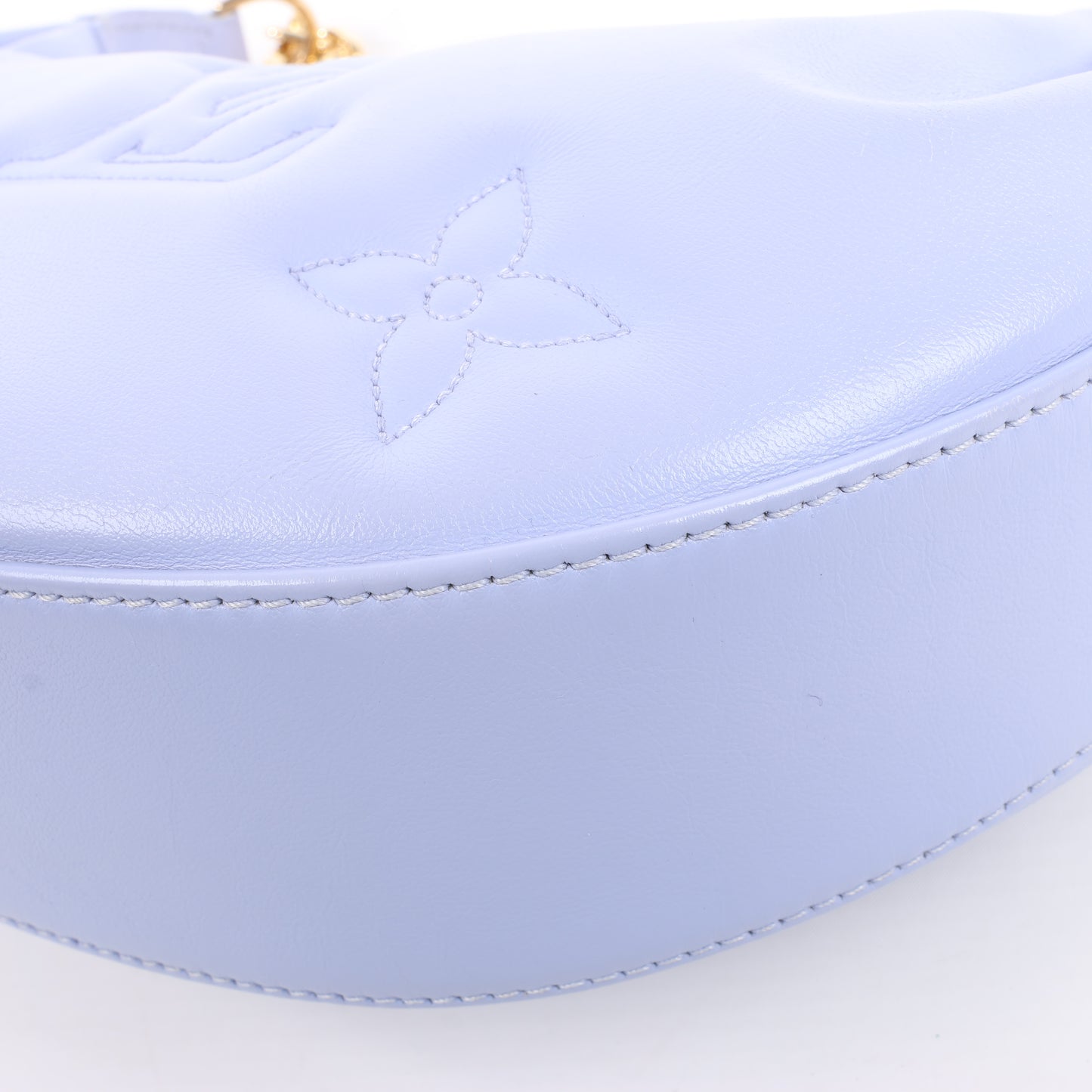 Louis Vuitton Over The Moon Bubblegram in Lila M20856
