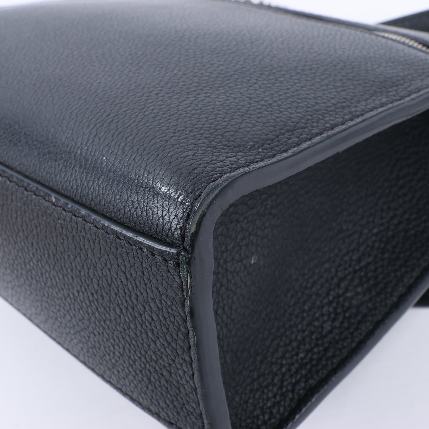 Louis Vuitton Cuir Taurillon MyLockMe BB 2Way Handtasche in Schwarz M51418