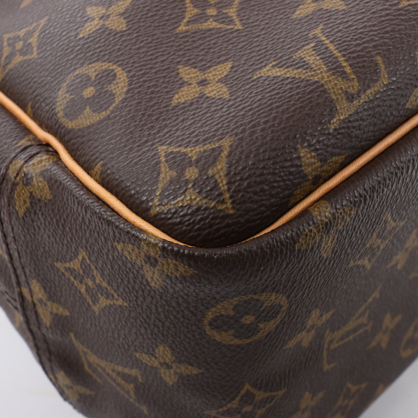 Louis Vuitton Deauville Handtasche aus Monogram-Canvas M47270