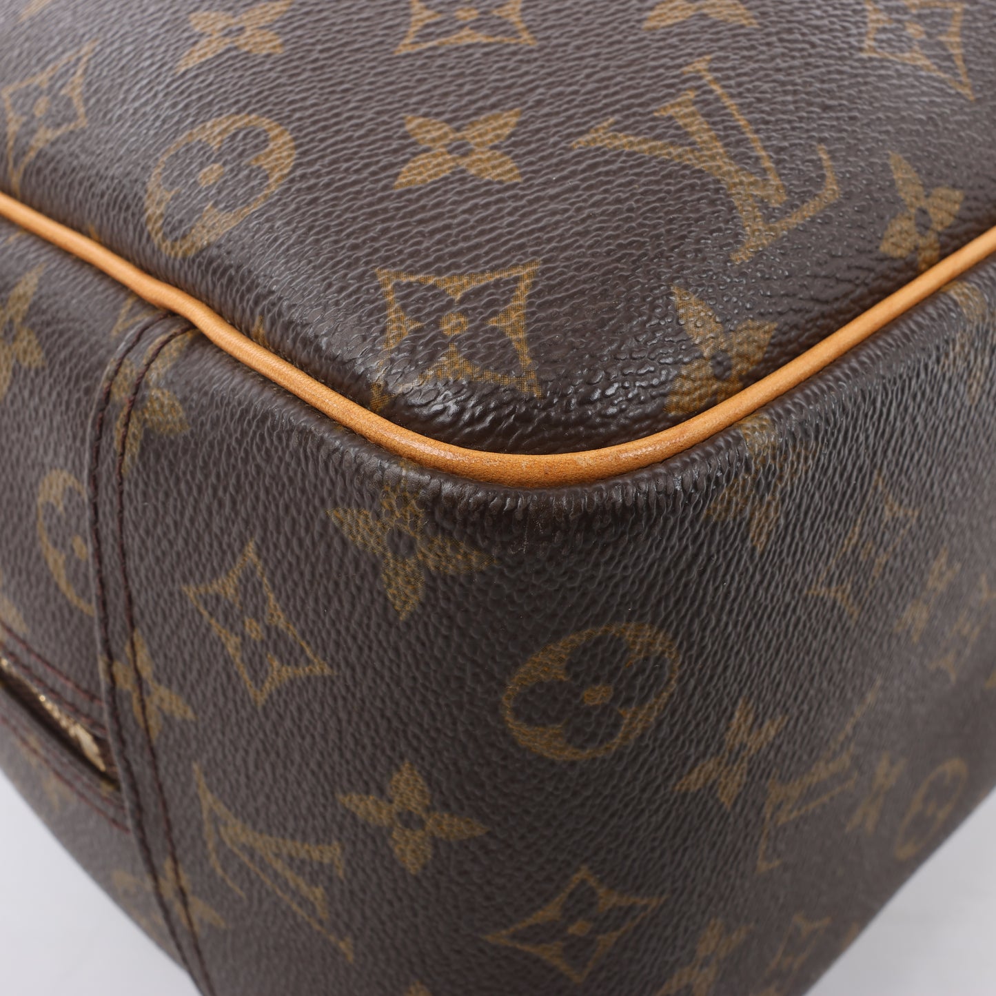 Louis Vuitton Deauville Handtasche aus Monogram-Canvas M47270
