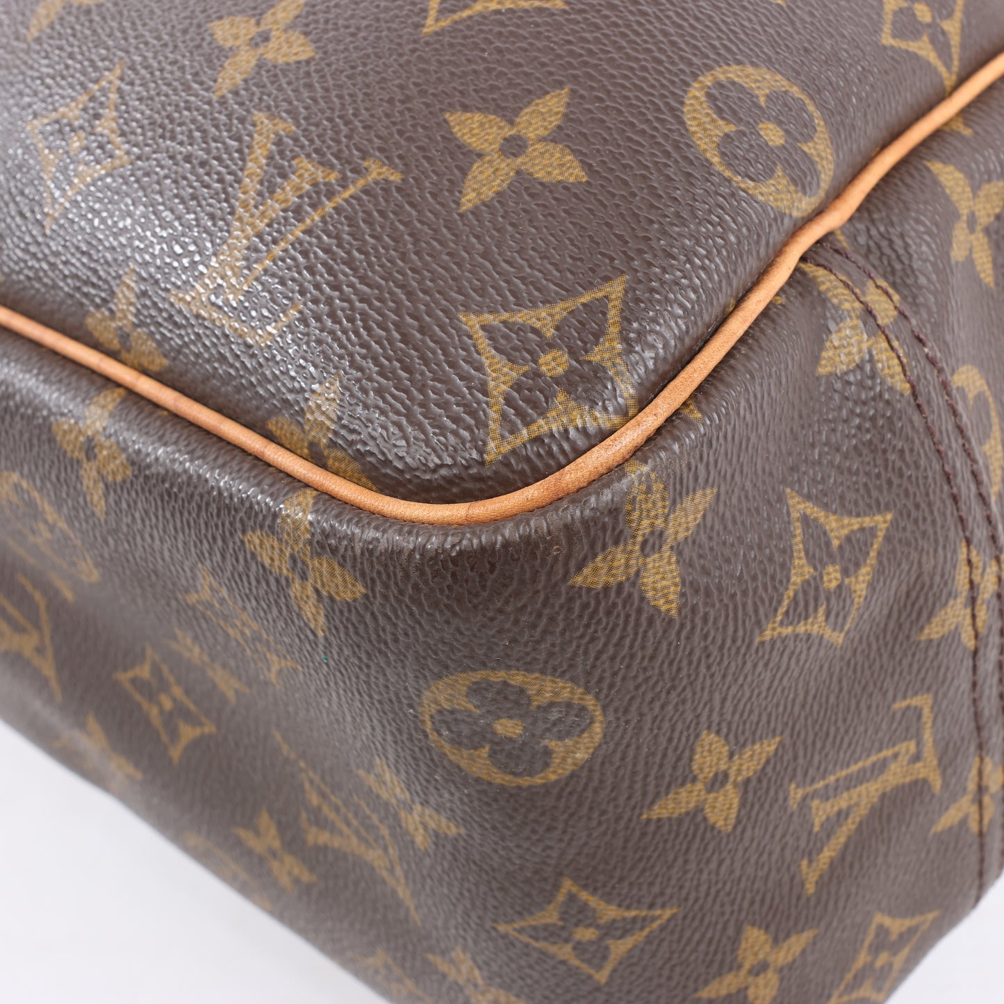 Louis Vuitton Deauville Handtasche aus Monogram-Canvas M47270