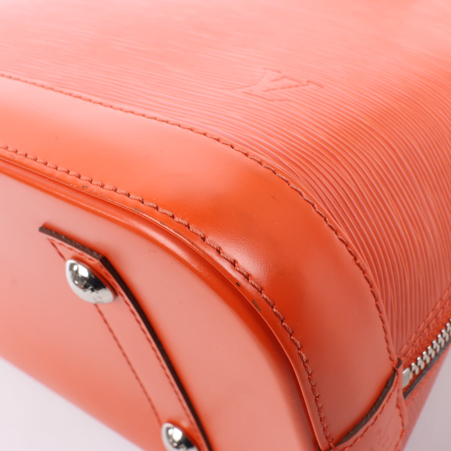 Sac à main Louis Vuitton Alma PM en cuir épi orange M40623