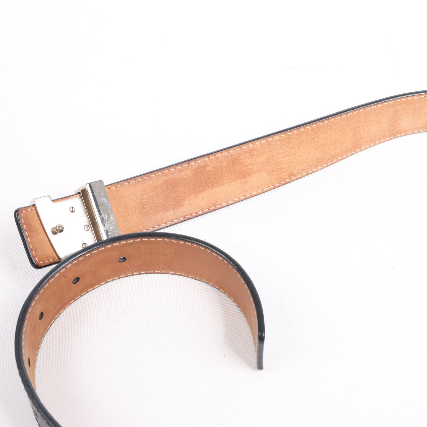 Ceinture Louis Vuitton en cuir épi LV Initiales 80 32 en noir