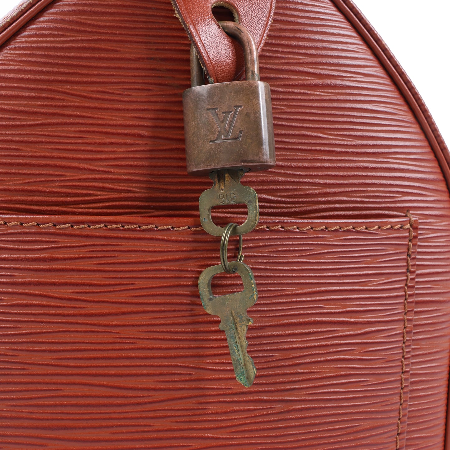 Sac à main Louis Vuitton Speedy 25 en cuir épi marron M43013