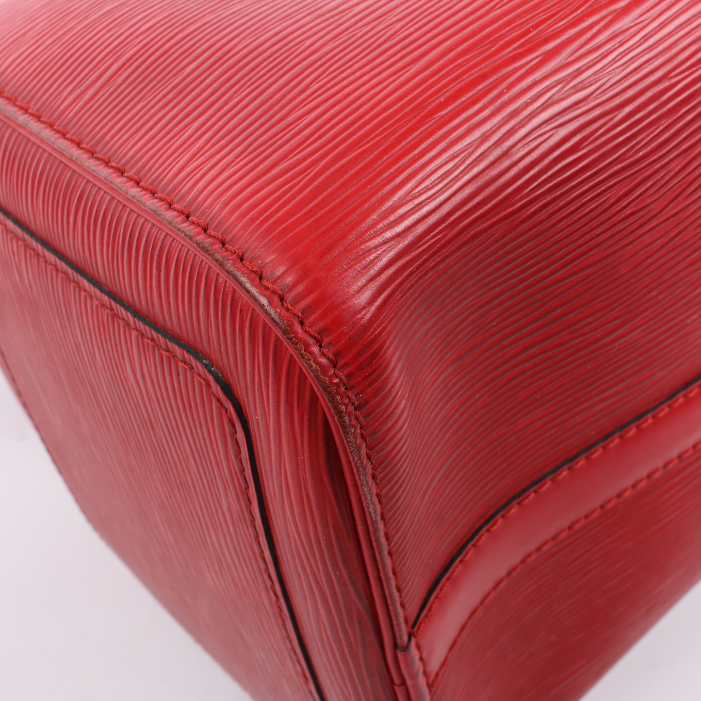 Sac à main Louis Vuitton Speedy 30 en cuir épi rouge M43007