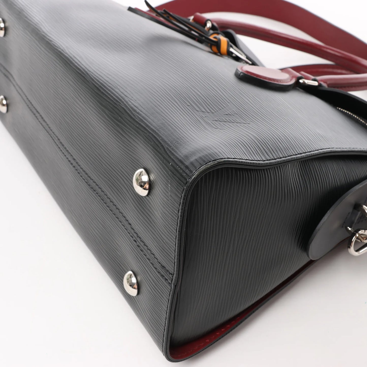 Sac à main Louis Vuitton Tuileries en cuir épi noir M54387