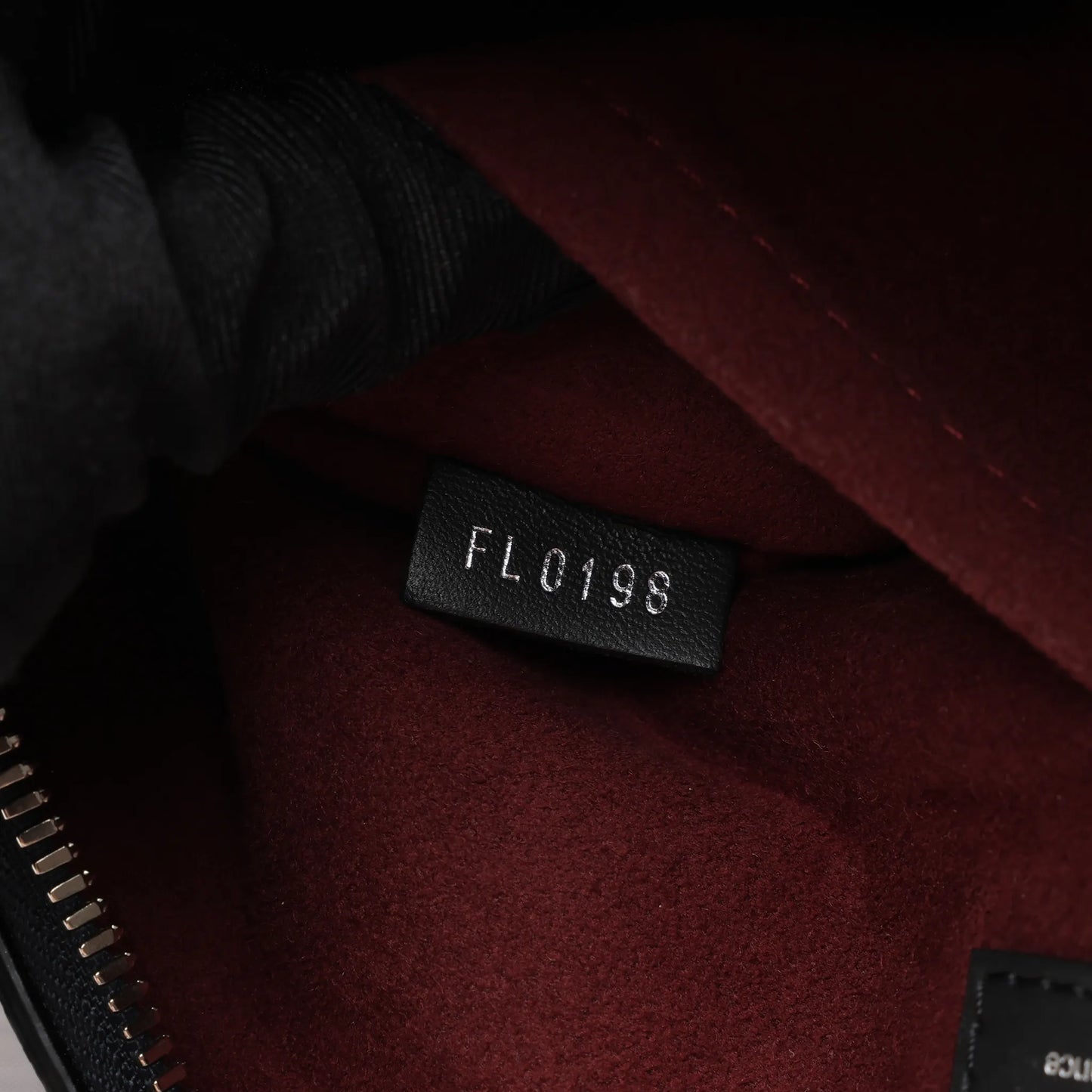 Sac à main Louis Vuitton Tuileries en cuir épi noir M54387