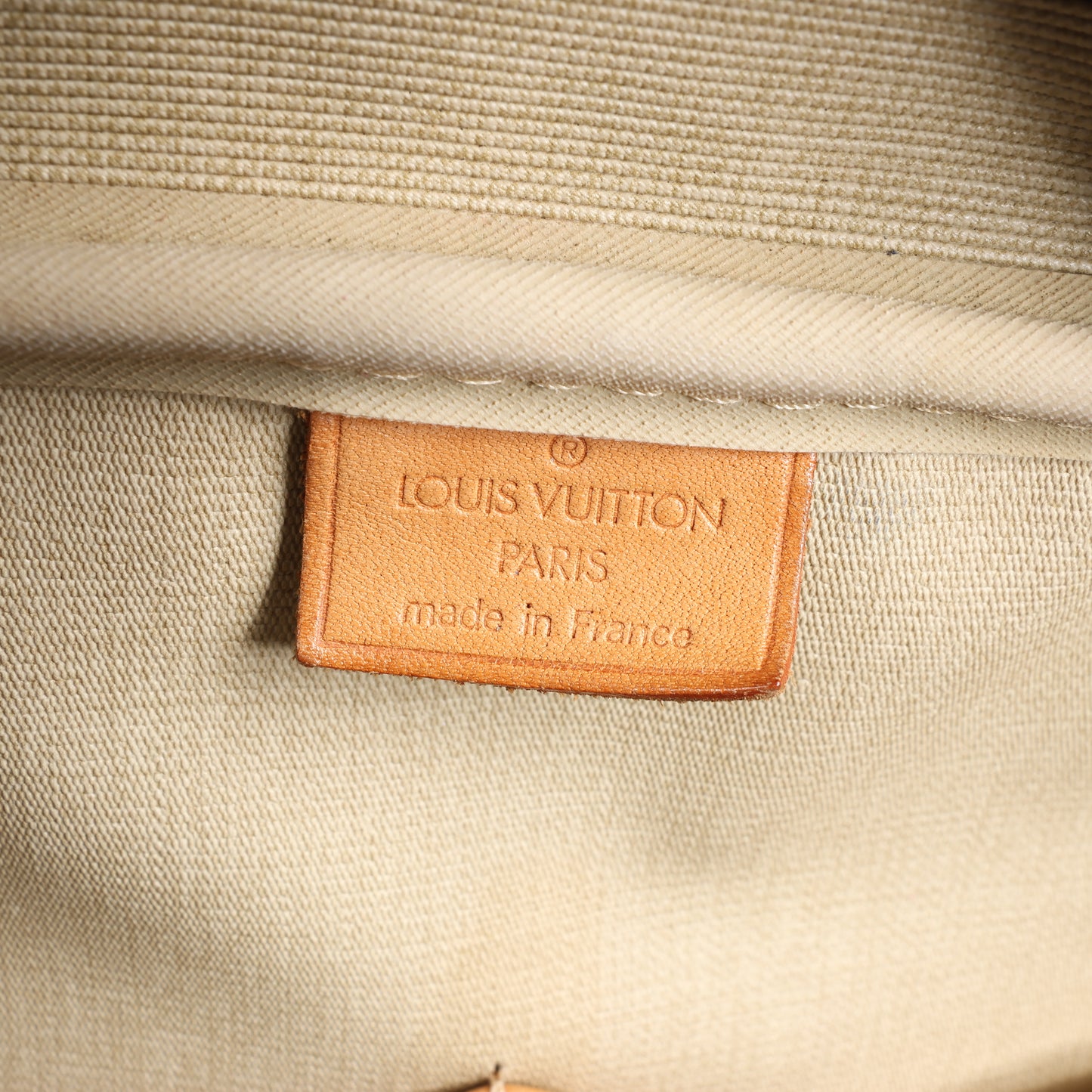 Louis Vuitton Deauville Handtasche aus Monogram-Canvas M47270