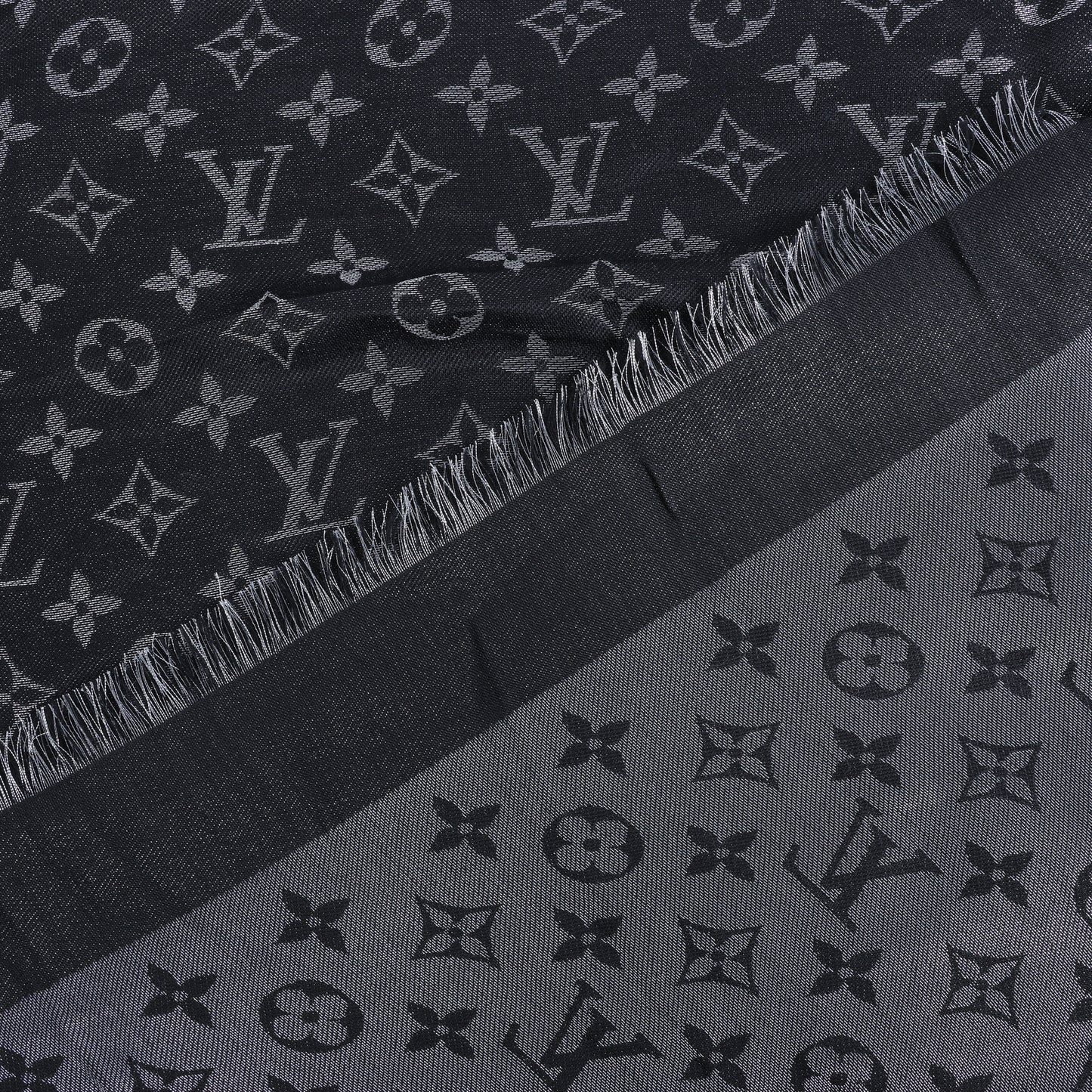 Louis Vuitton Monogram Shine Seidenschal in Schwarz M75123 MR0261