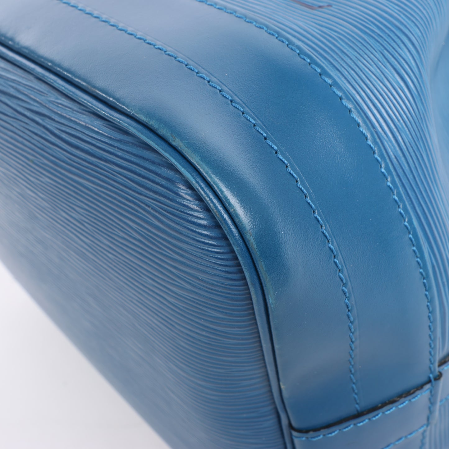 Louis Vuitton Epi Leather Noe Shoulder Bag in Blue