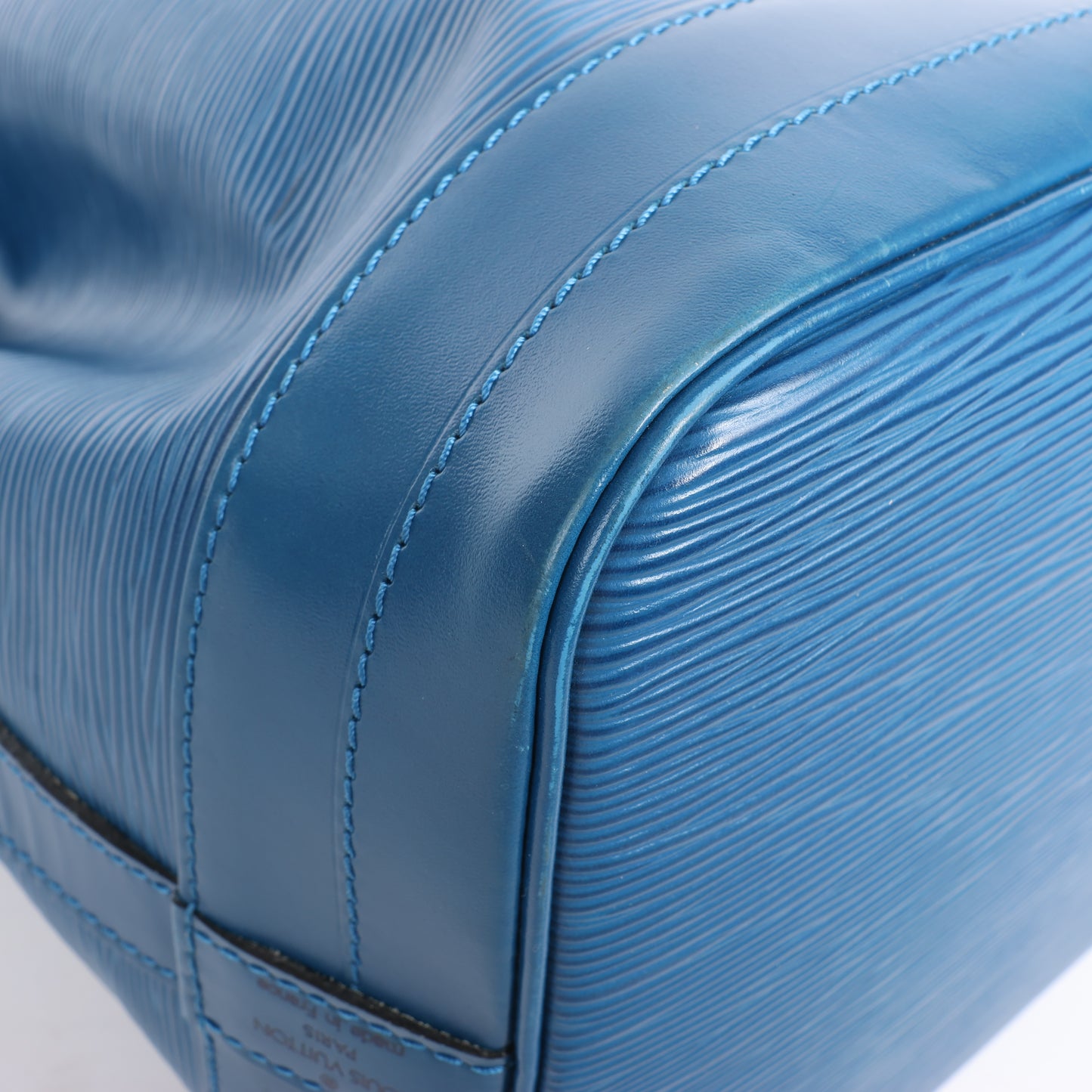 Louis Vuitton Epi Leather Noe Shoulder Bag in Blue