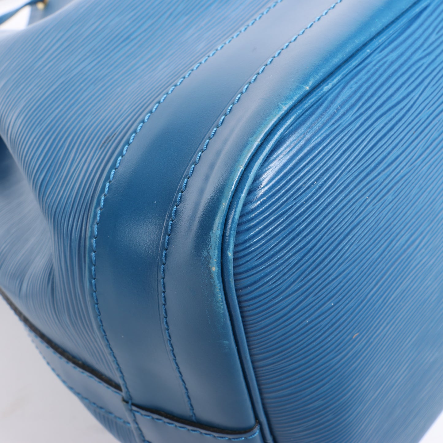 Louis Vuitton Epi Leather Noe Shoulder Bag in Blue