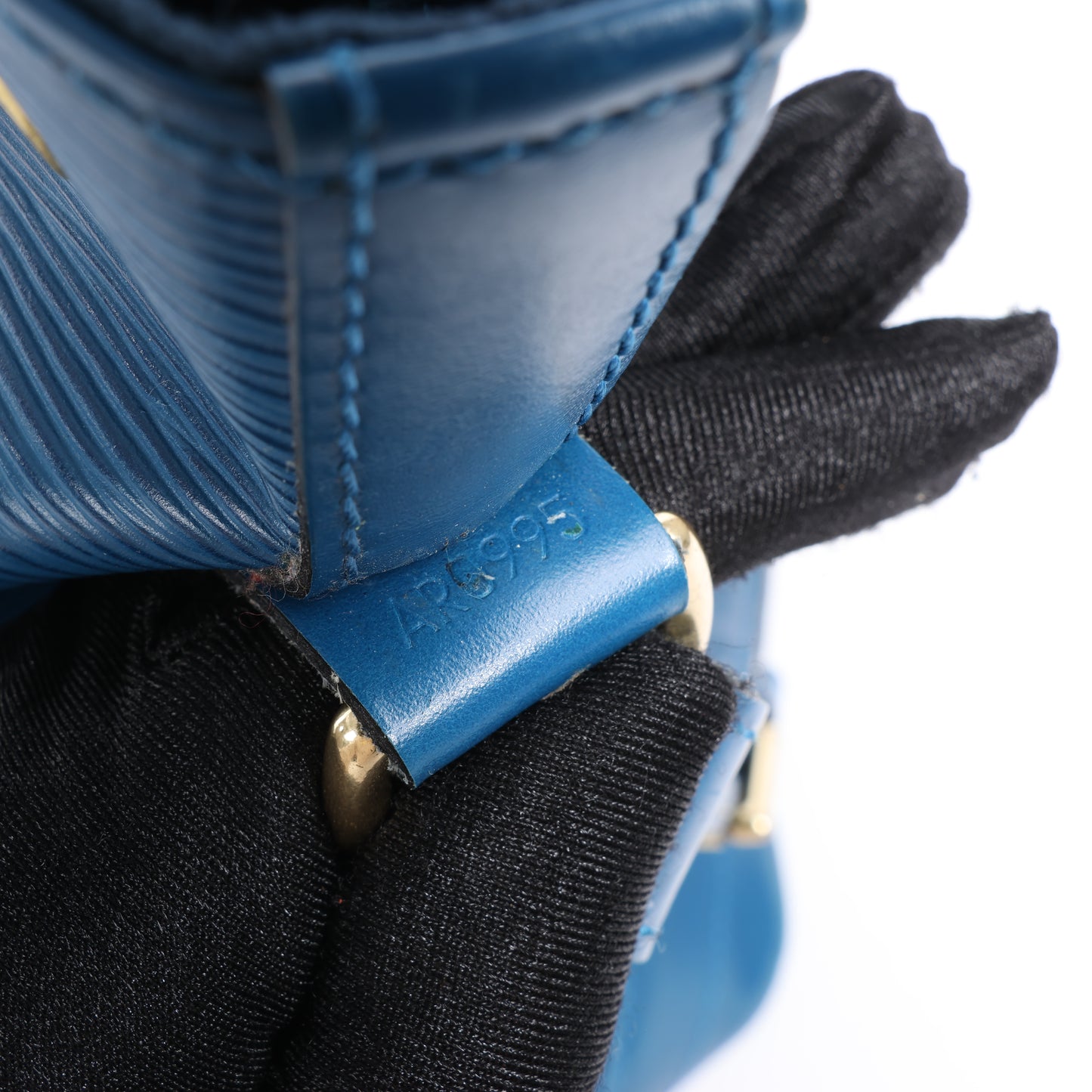 Louis Vuitton Epi Leather Noe Shoulder Bag in Blue