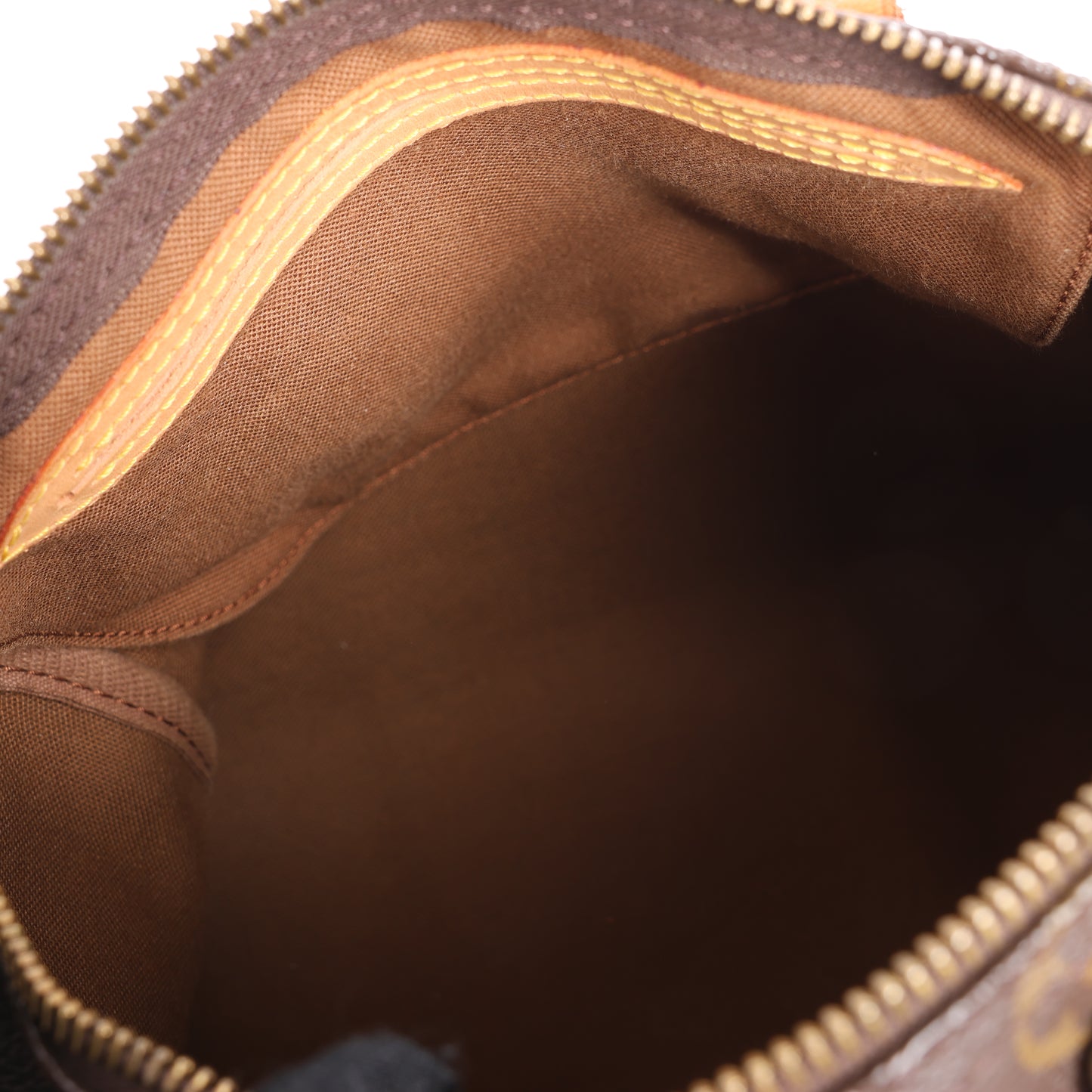 Louis Vuitton Monogram Canvas Speedy 25 Handbag