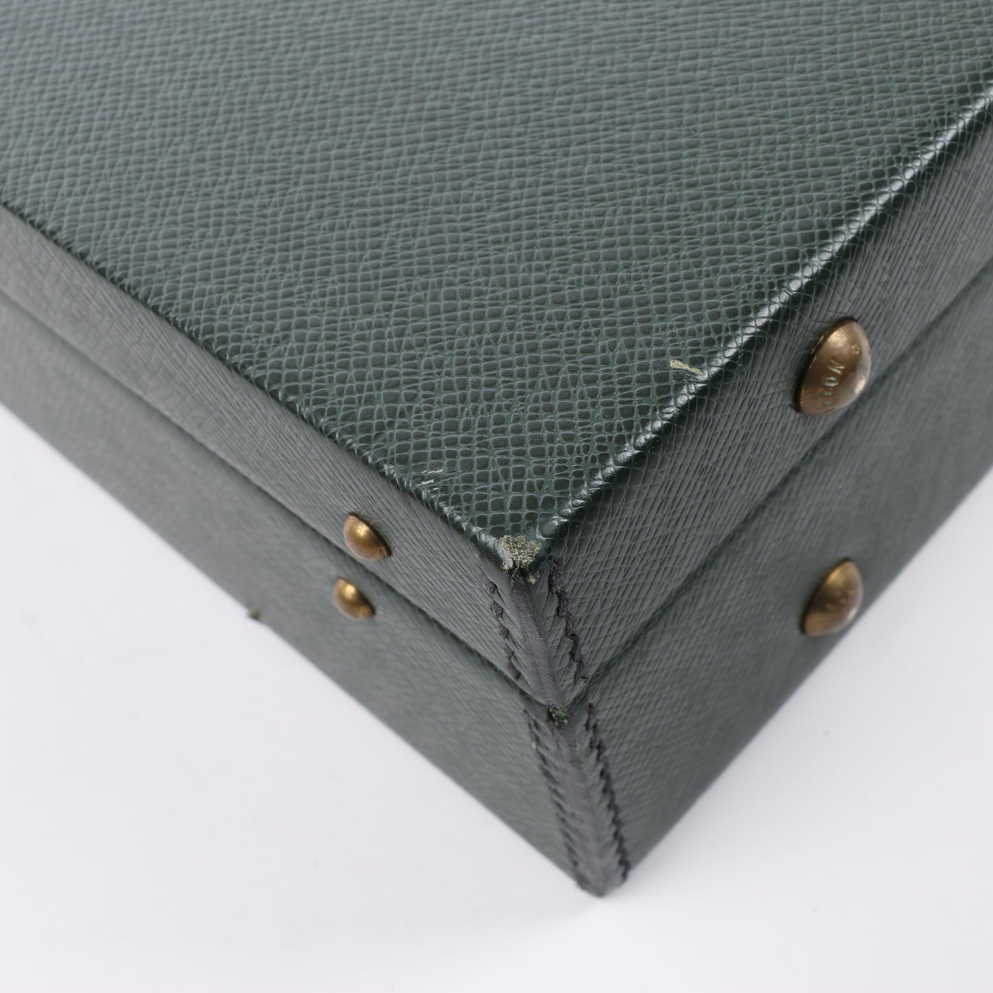 Louis Vuitton Taiga Diplomat Reisetasche in Grün M30014