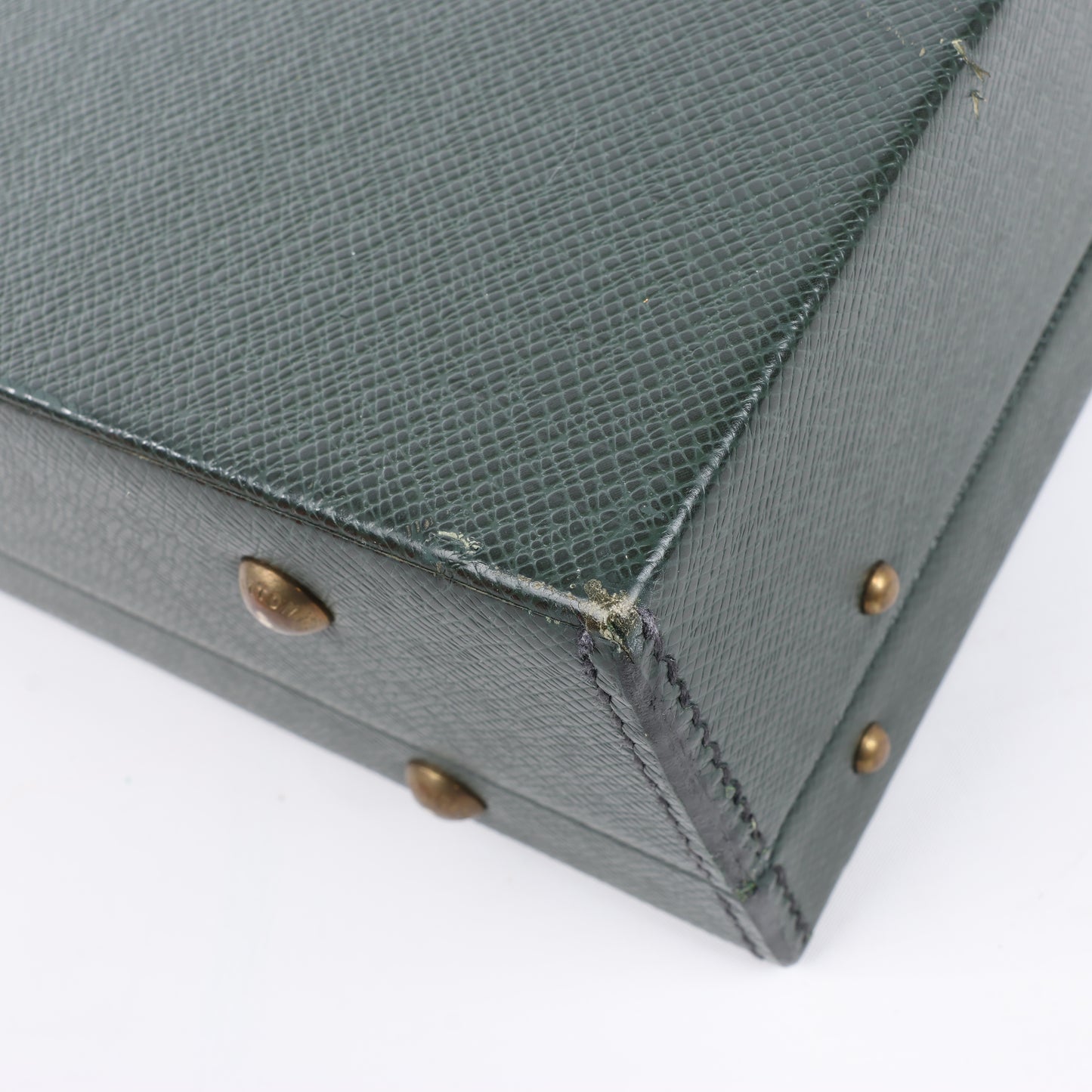Louis Vuitton Taiga Diplomat Reisetasche in Grün M30014