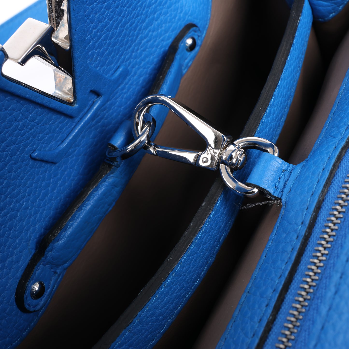 Louis Vuitton Taurillon Capucines BB Sac à main en Bleu