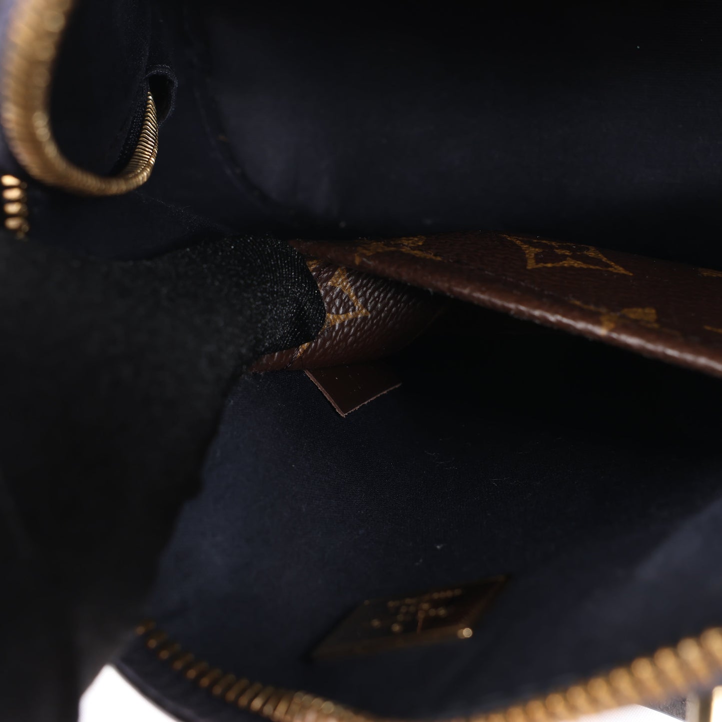 Louis Vuitton Alma BB Monogram Canvas and Vernis Leather Handbag in Navy M54705
