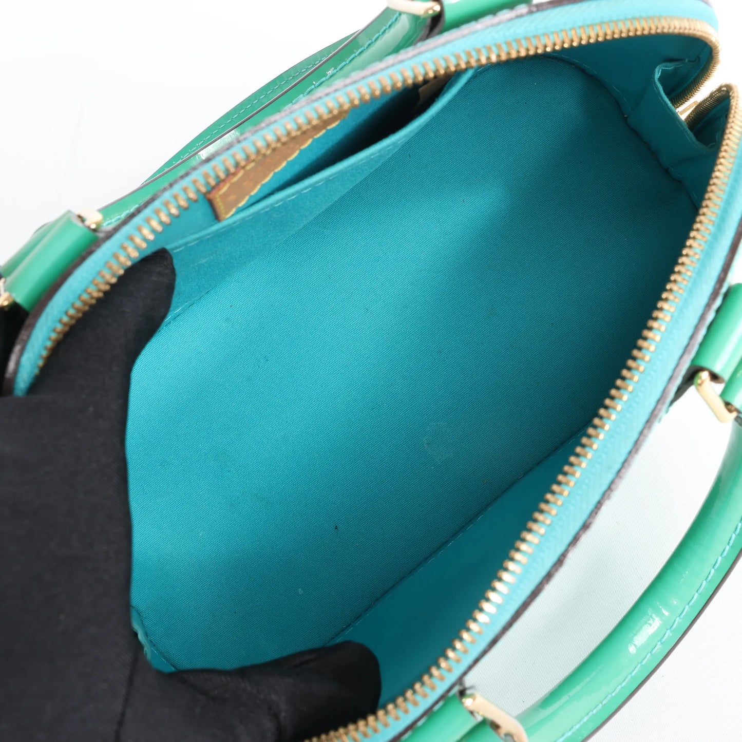 Louis Vuitton Monogram Vernis Alma BB Handtasche in Grün M90302