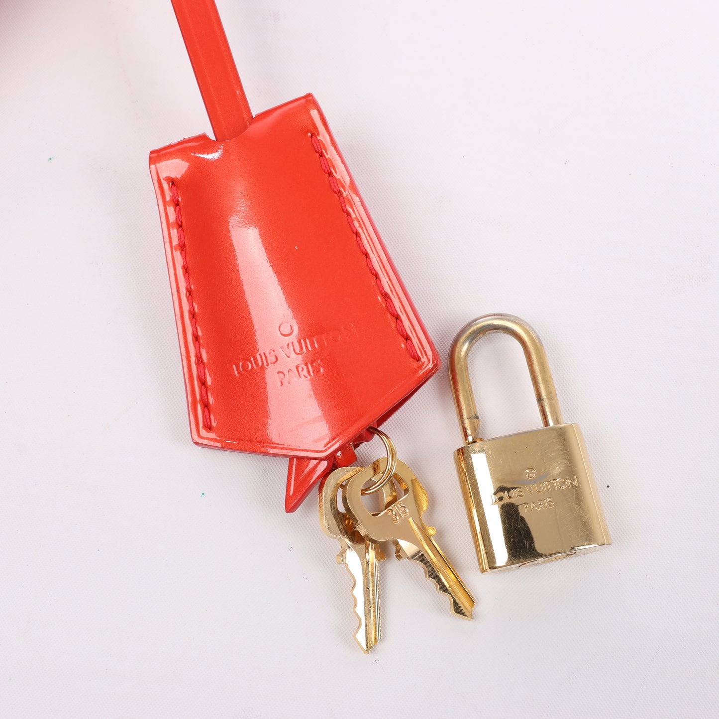 Sac à main Louis Vuitton Vernis Alma GM en rouge M91693