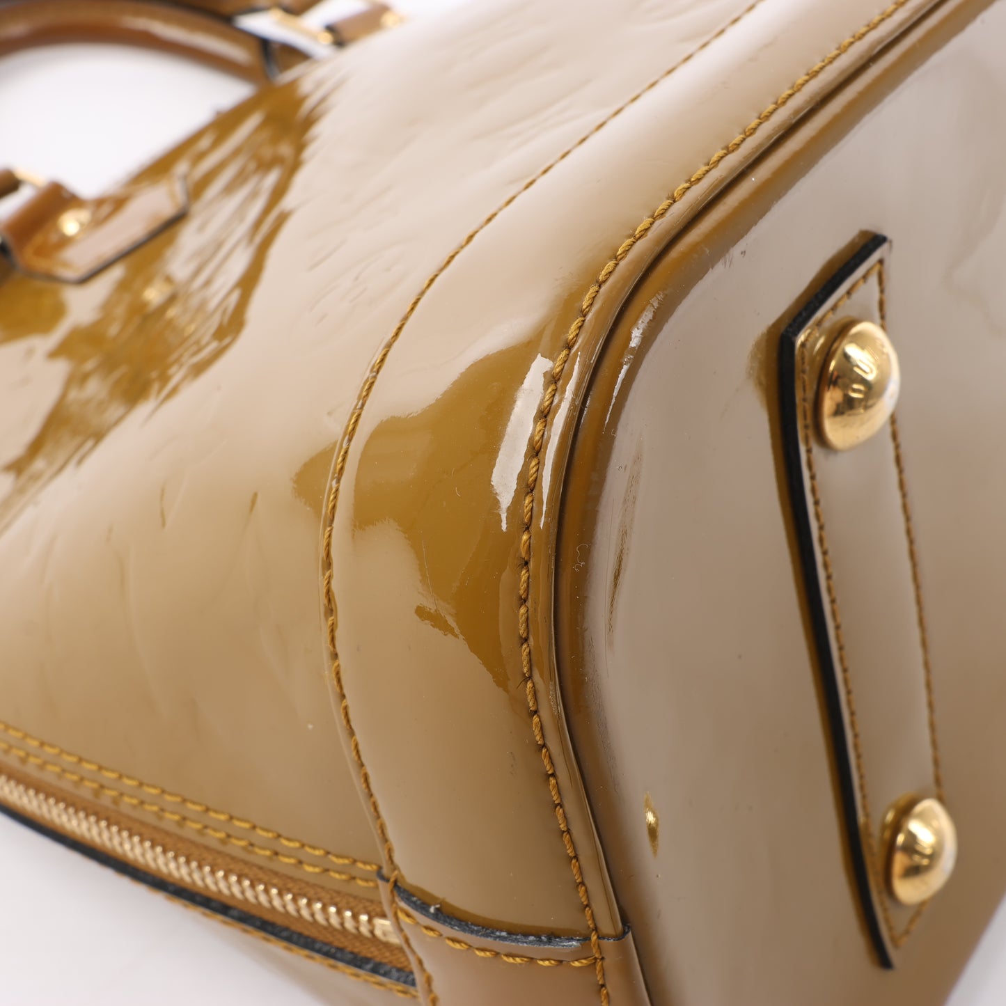 Louis Vuitton Vernis Alma Handtasche in Oliv M91582