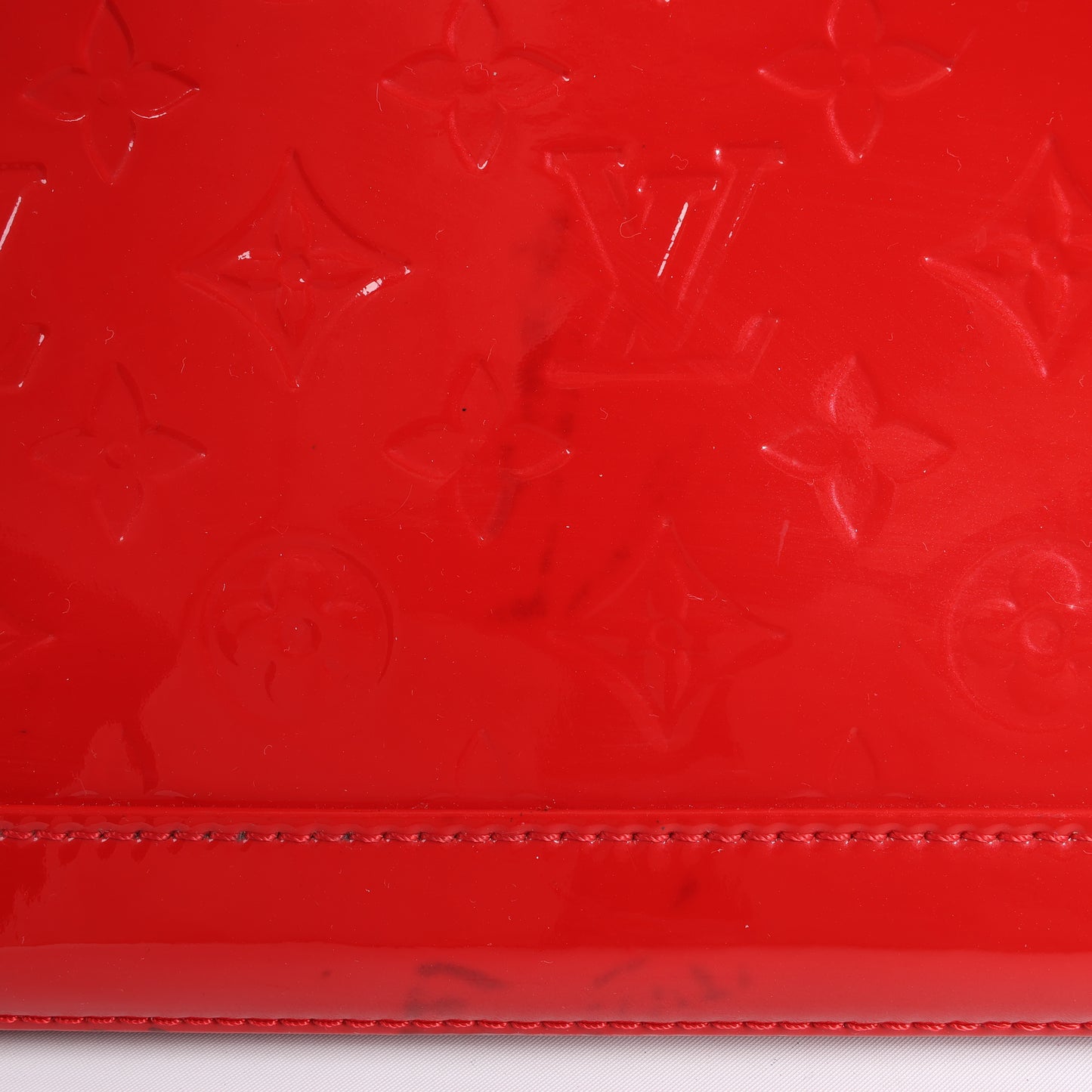 Sac à main LOUIS VUITTON Vernis Alma PM en rouge M90096