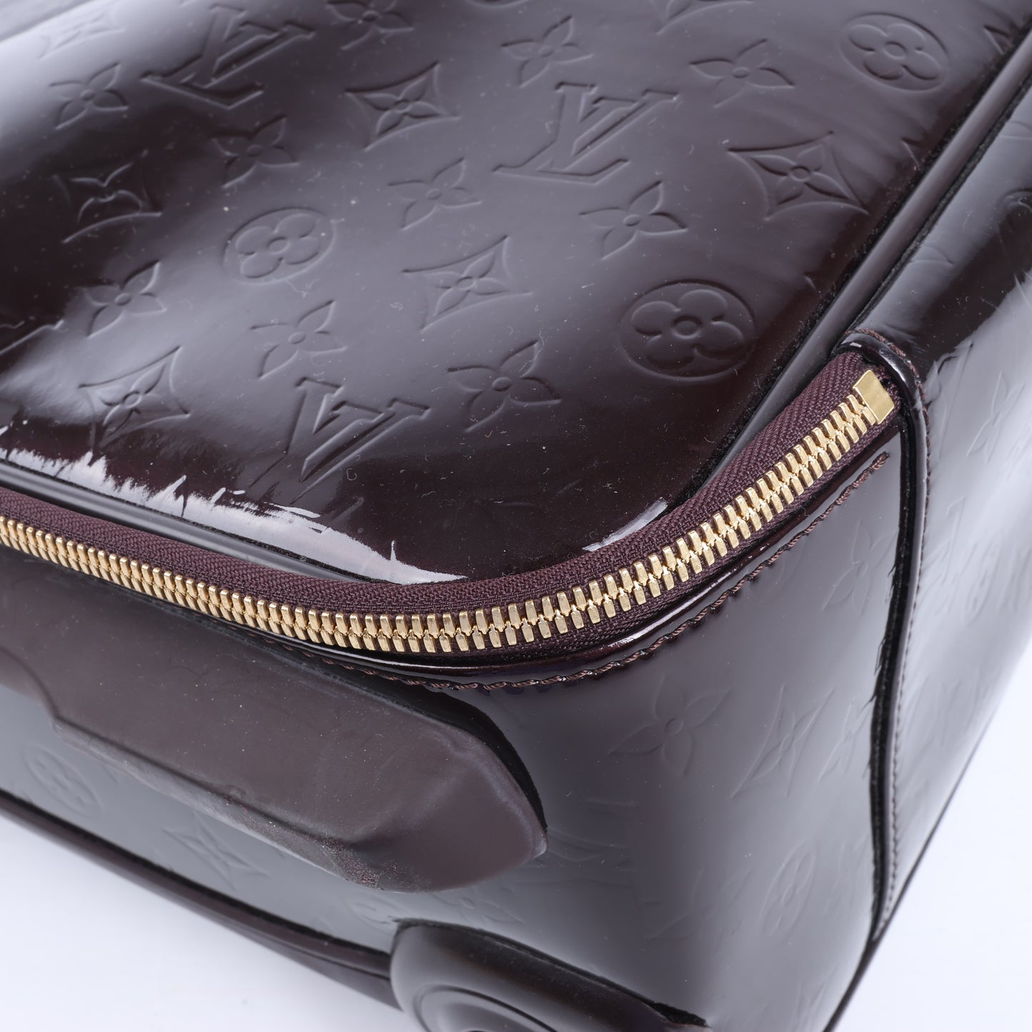Louis Vuitton Vernis Suitcase Pegase 45 Reisetasche in Amarante M91277