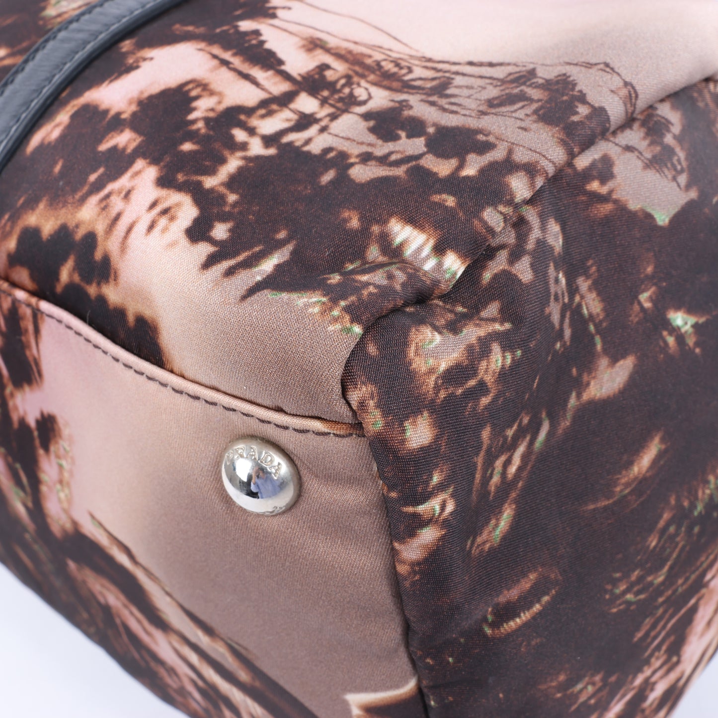 Prada Tessuto Stampato 2-Wege-Handtasche aus Nylon und Leder in Schwarz x Lila BL0922