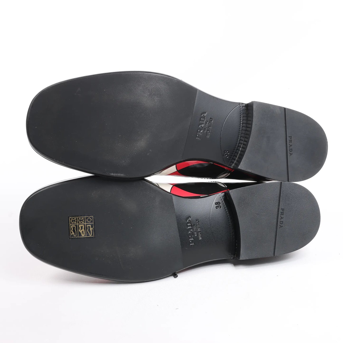 PRADA Patent Leather Leather Shoes in Multicolor, Size 38 EU