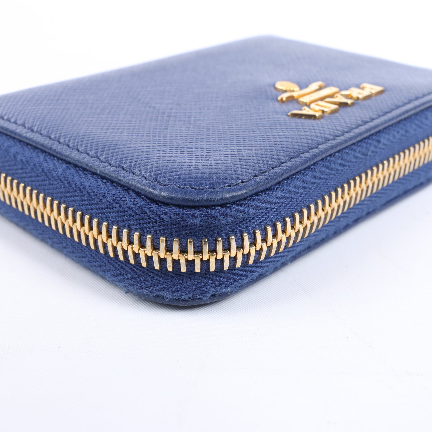 Prada – Münzgeldbörse aus Saffiano-Metall 1MM268 aus blauem Leder