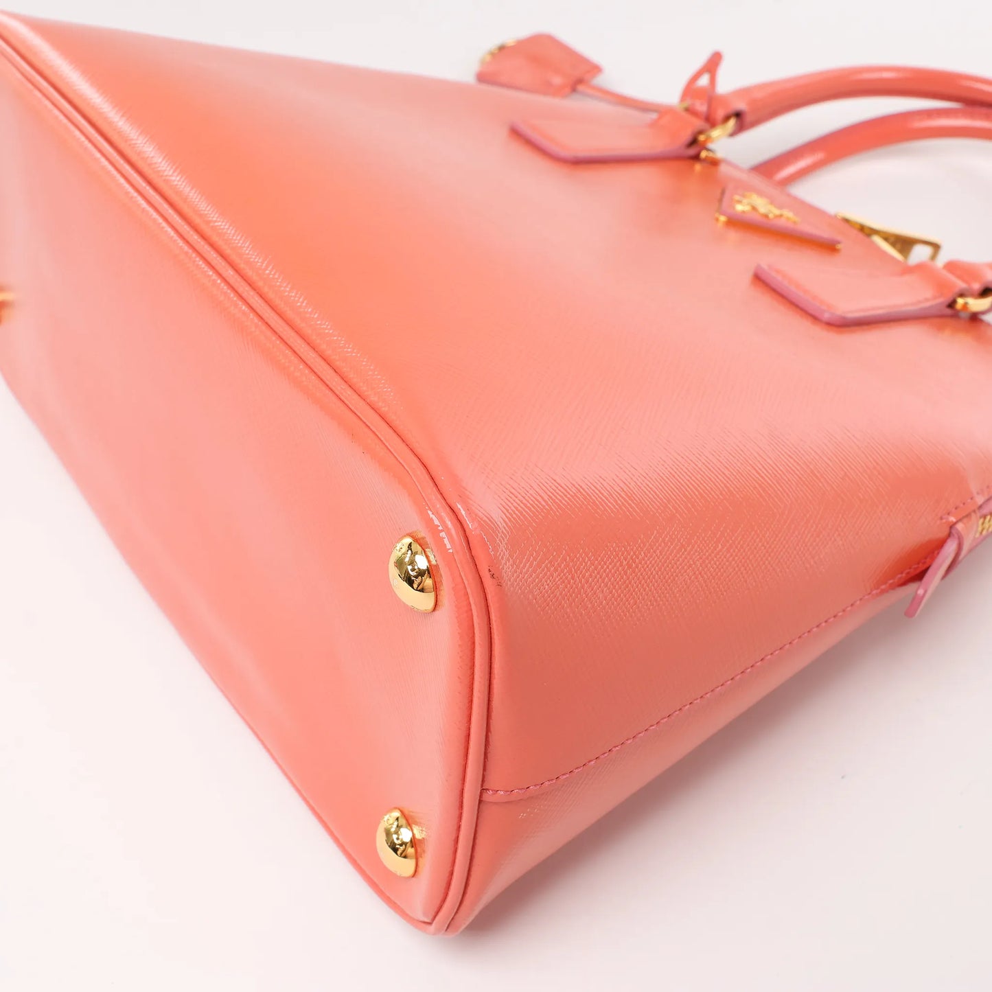 Prada Saffiano Vernice Dome Leather 2Way Handbag in Begonia BL0909