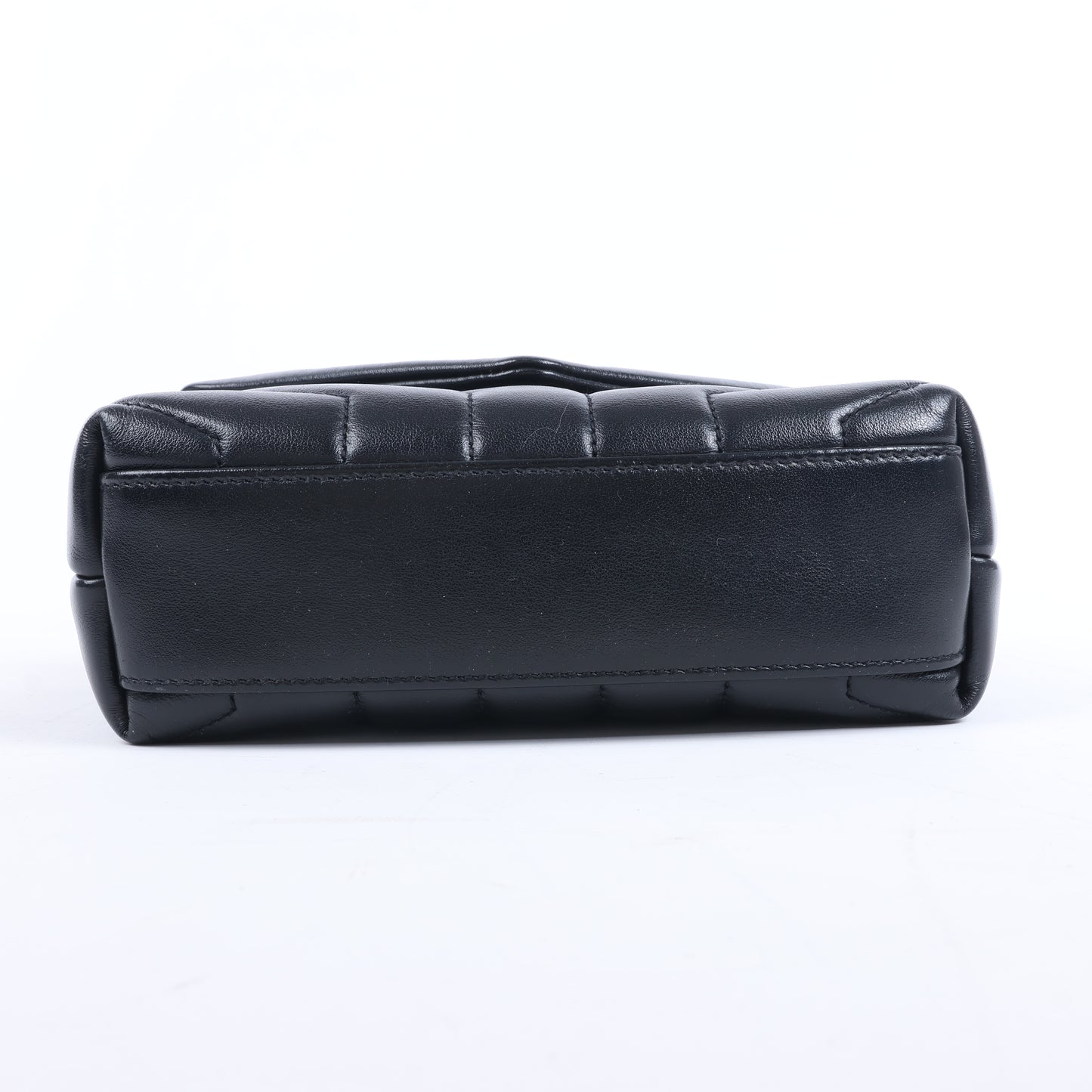 Sac bandoulière Loulou en cuir noir Saint Laurent Paris 467072