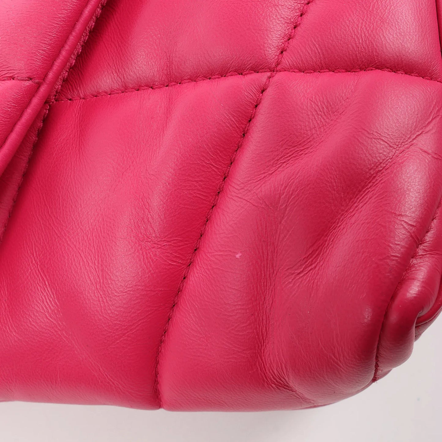 Saint Laurent Paris Loulou Puffer Leather Chain Shoulder Bag in Pink 620333