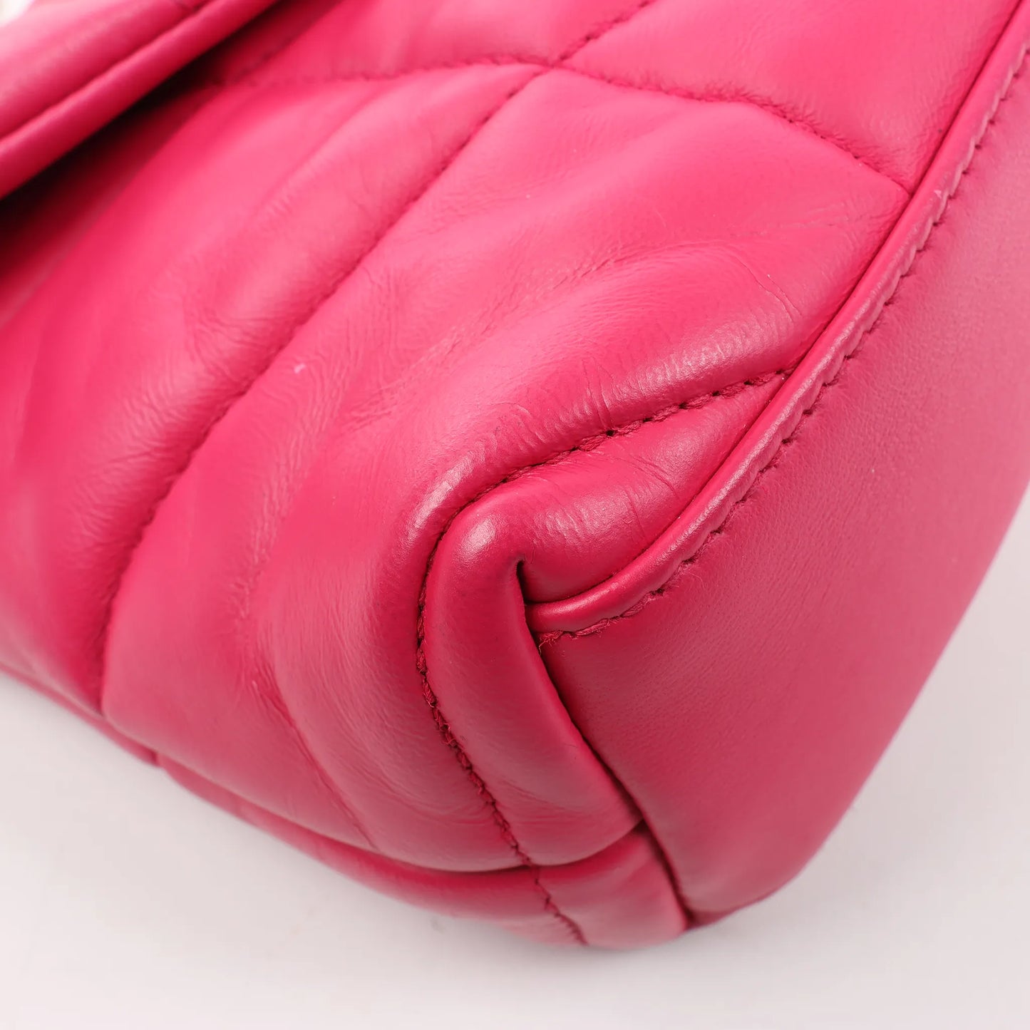 Saint Laurent Paris Loulou Puffer Leather Chain Shoulder Bag in Pink 620333