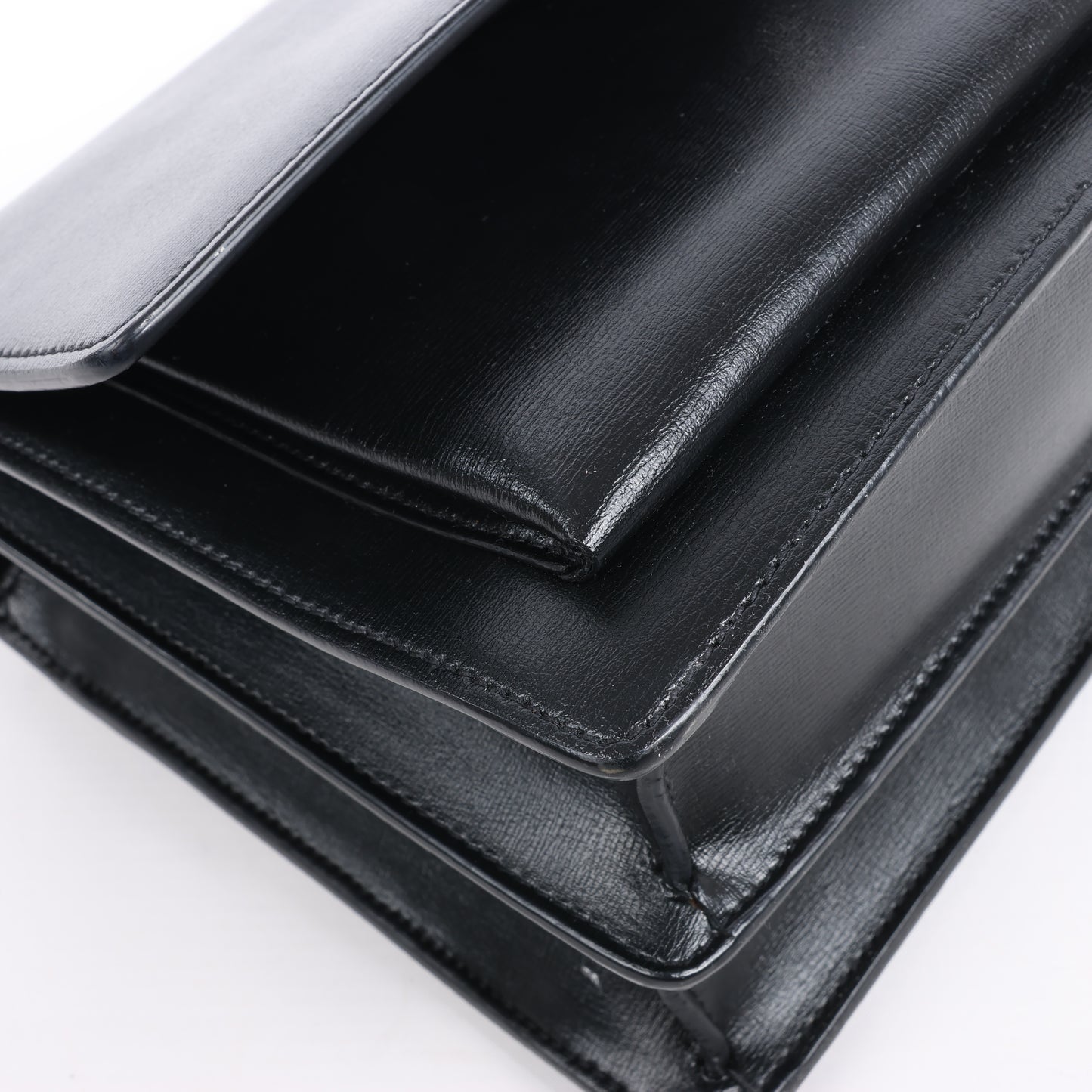Sac bandoulière chaîne en cuir Sunset moyen Saint Laurent Paris, noir 498779