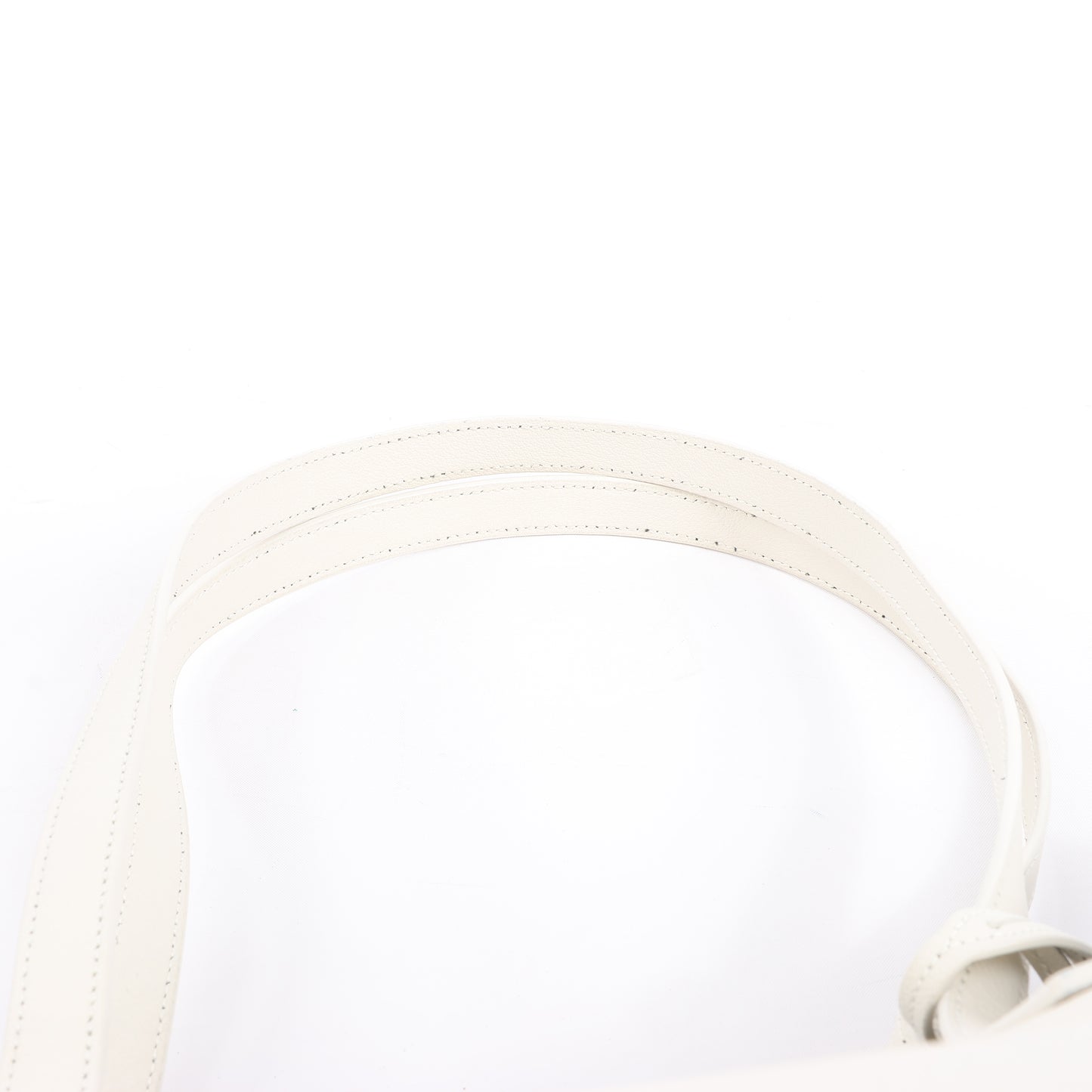 Saint Laurent Paris Sac Shopping Schultertasche aus Leder in Ecru 394195
